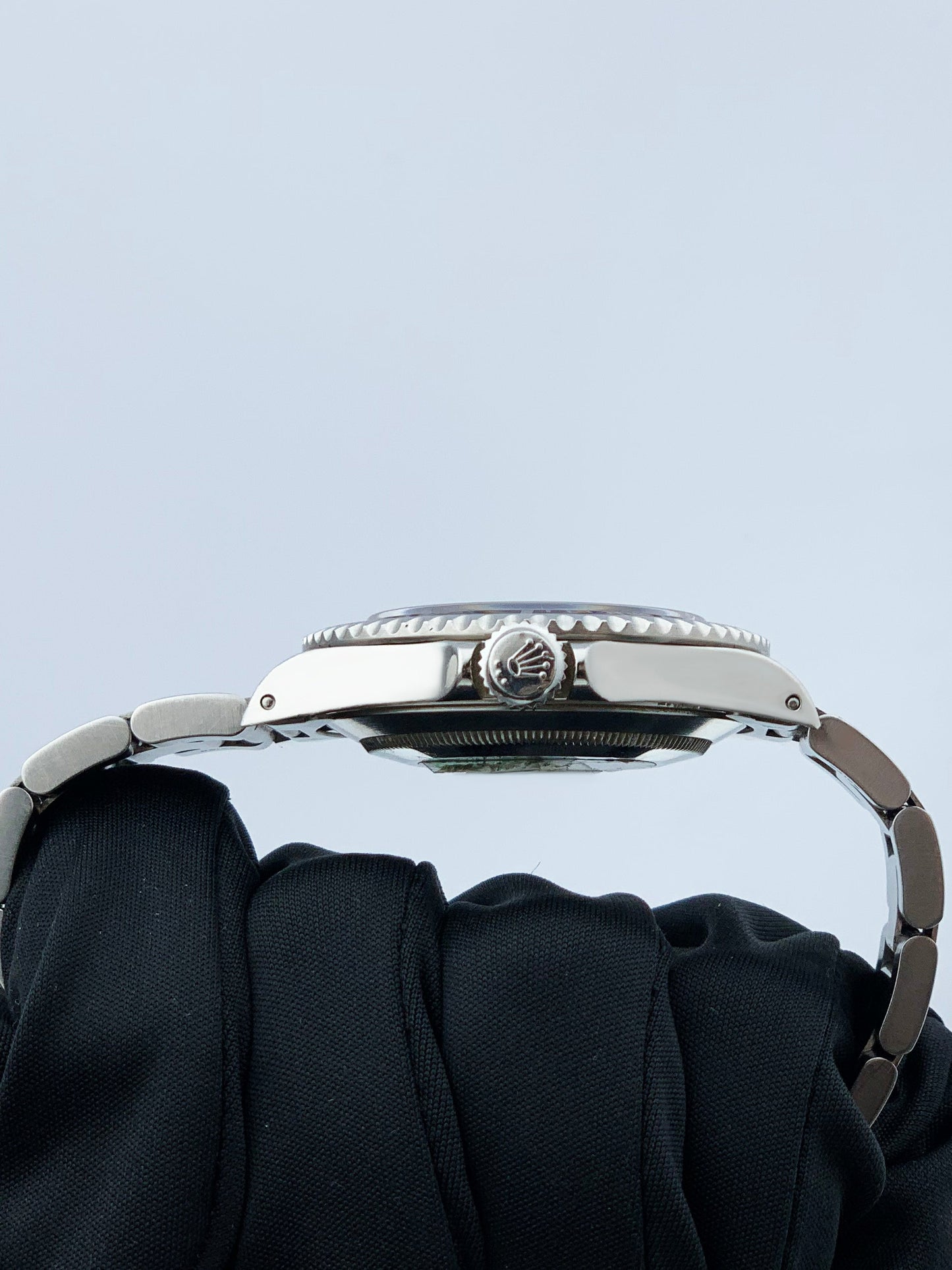 Rolex Oyster Perpetual Submariner 14060M Mens Watch