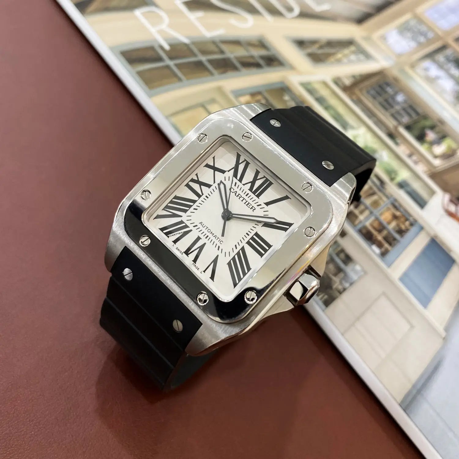 Differences Between Cartier Panthere and Santos