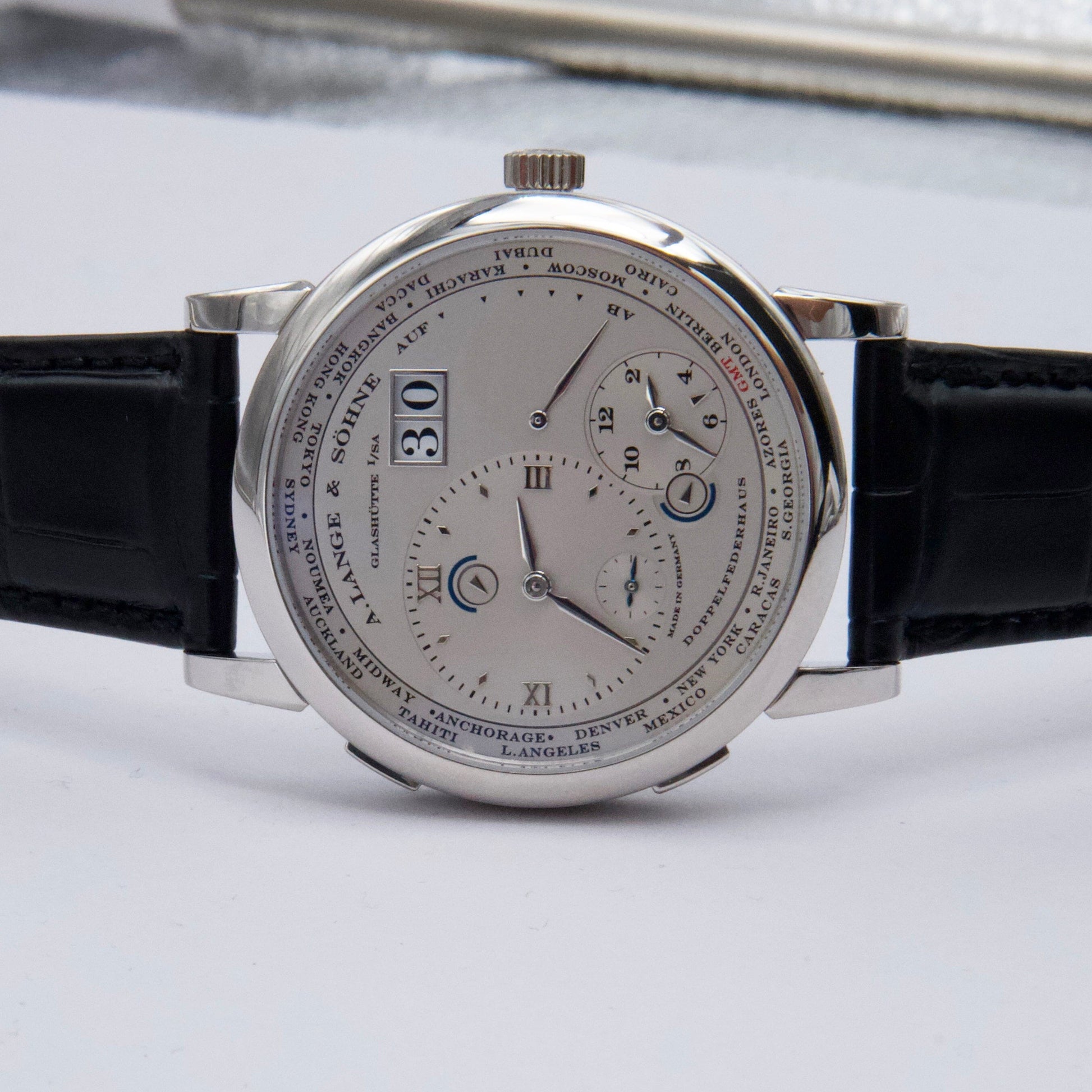 A. Lange & Sohne 1 116.025 Silver Dial Platinum Mens Watch Box Service Papers - Watches