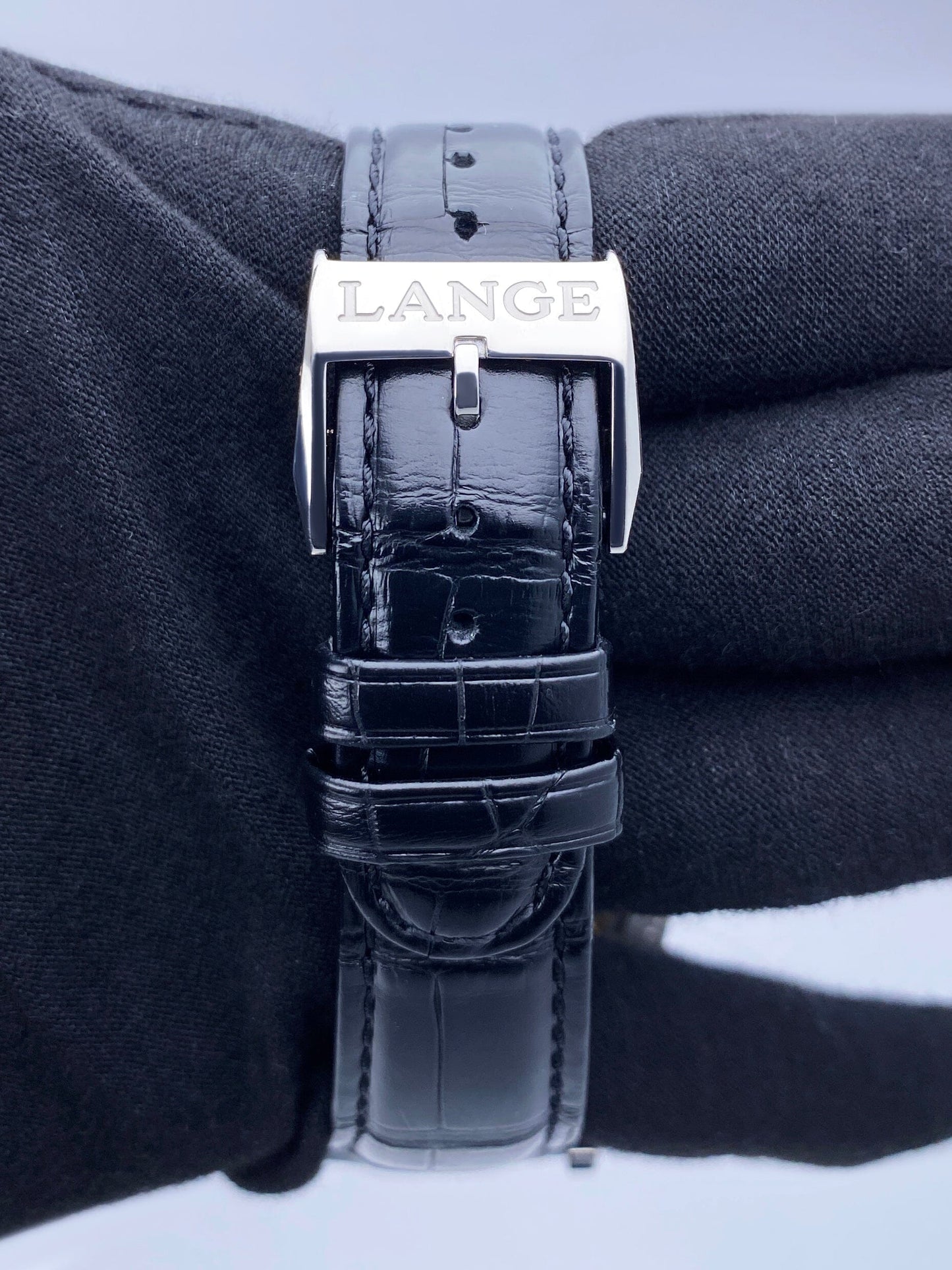 A. Lange & Sohne Lange 1 Daymatic 320.025 Mens Watch Box Papers