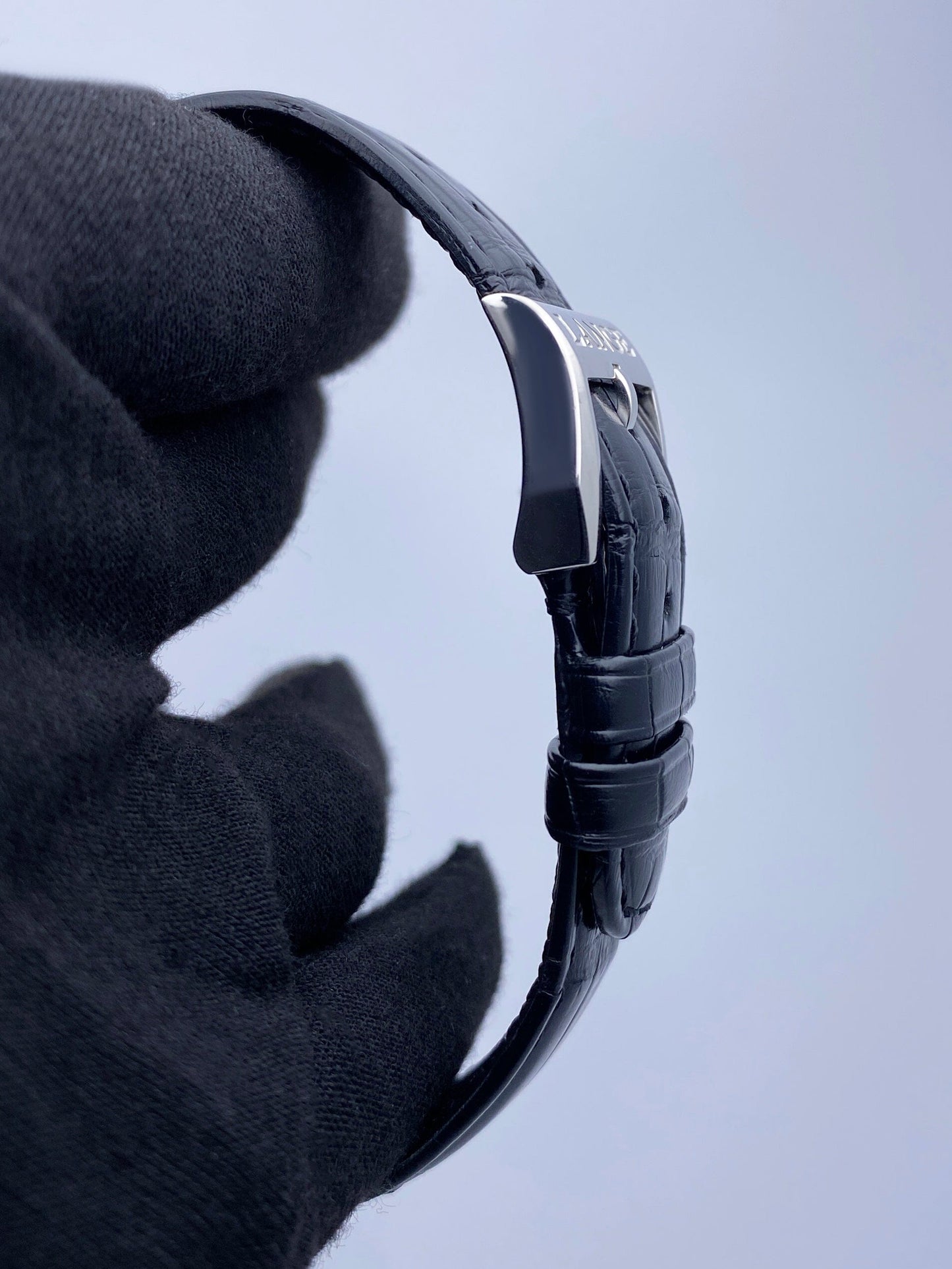 A. Lange & Sohne Lange 1 Daymatic 320.025 Mens Watch Box Papers