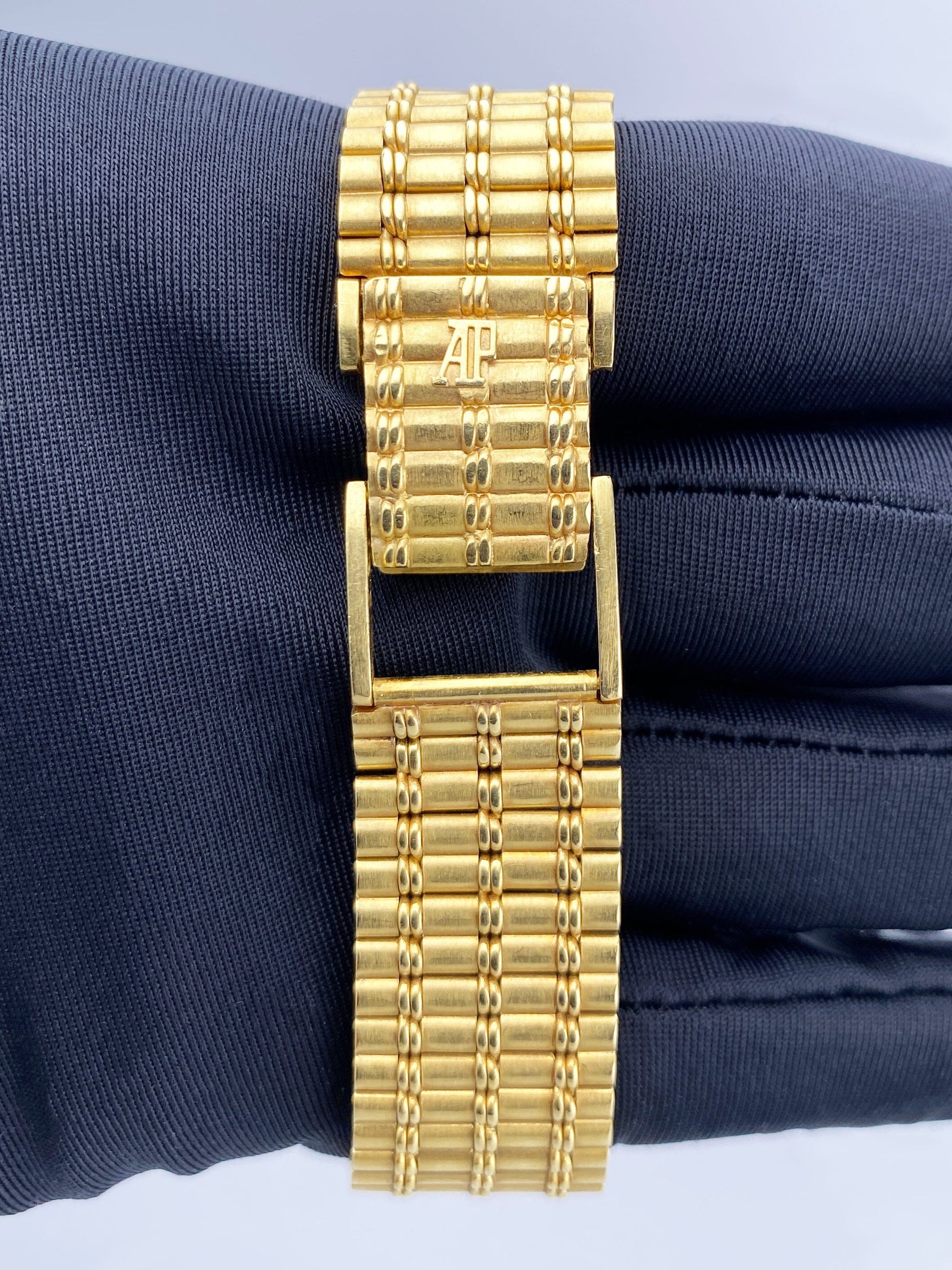Audemars Piguet Bamboo 18k YG Champagne Mens Watch - Watches