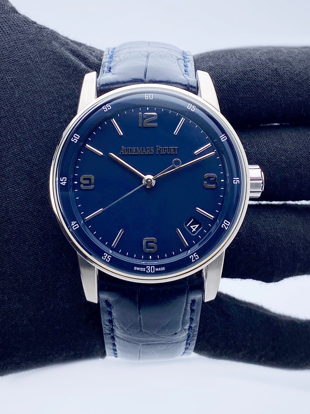 AP15210BCBLAIS-1_2.jpg