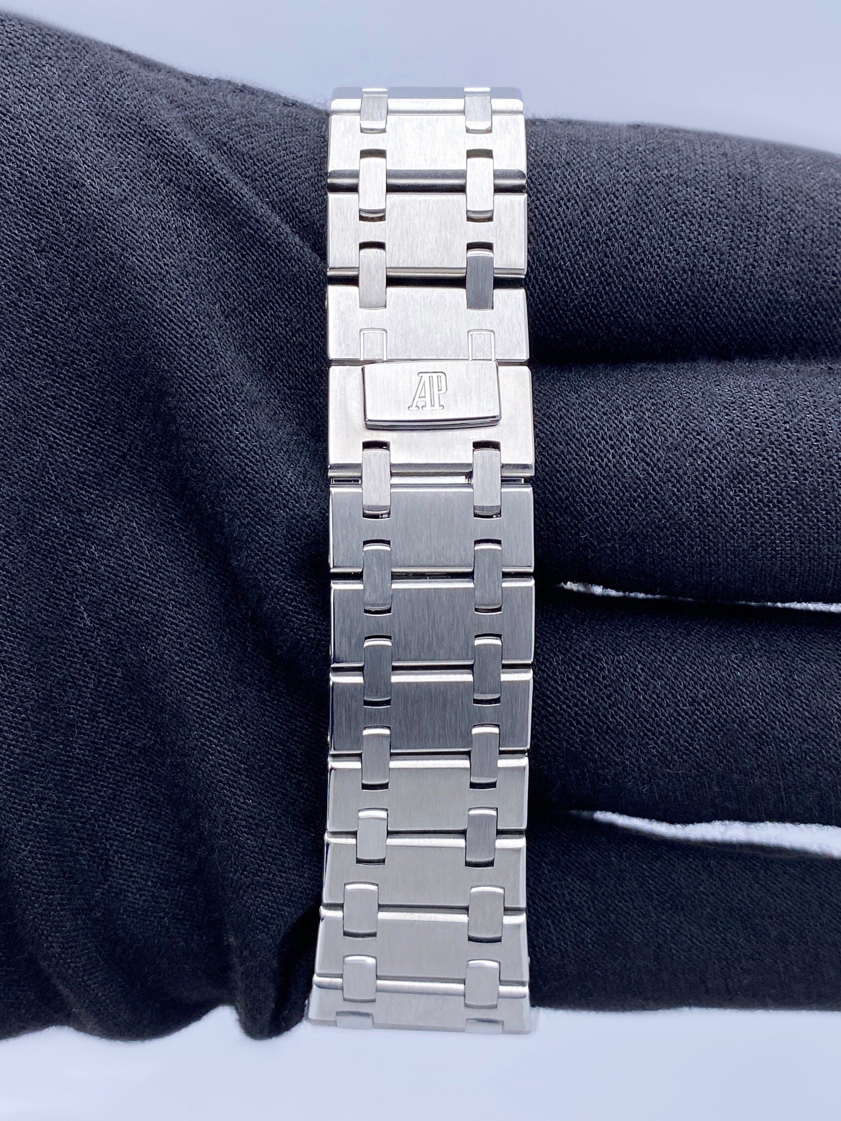 AP14790STBLIB-1_7.jpg