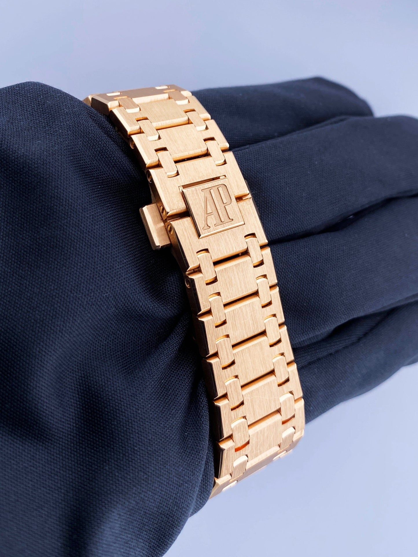 Audemars Piguet Royal Oak 152020OR 18K Rose Gold Mens Watch Box Papers - Virtual