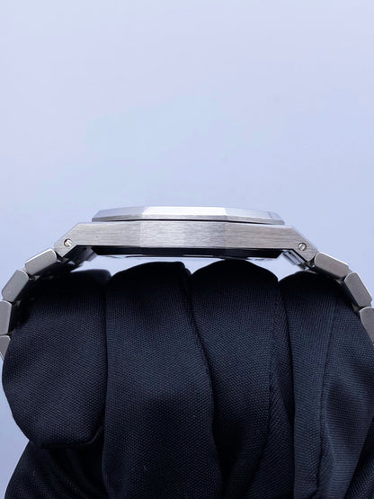 AP02182208X_5 copy.jpg