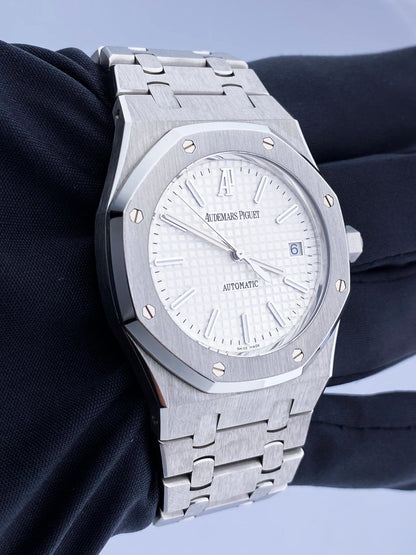 AP02182208X_3 copy.jpg