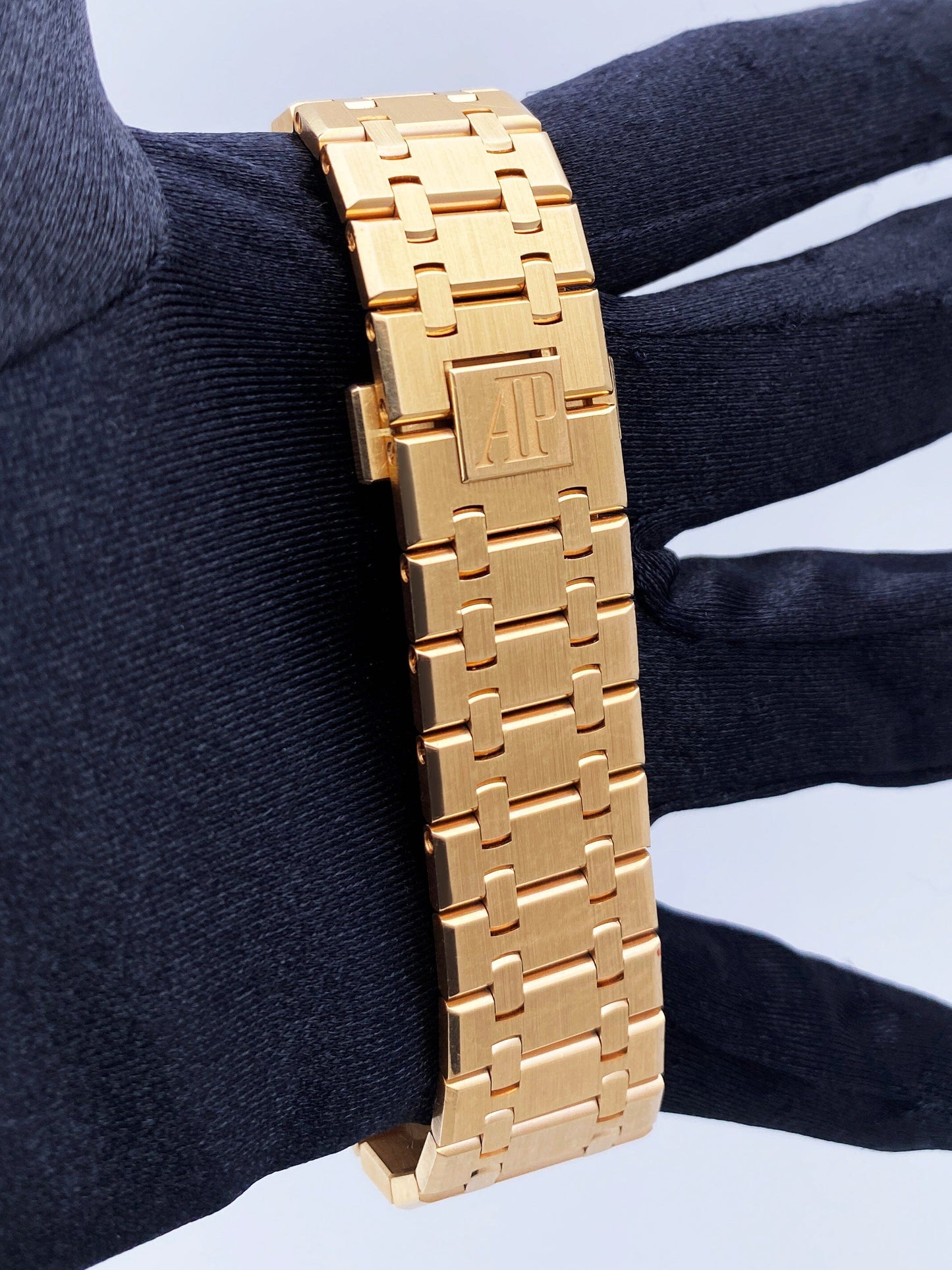 Audemars Piguet Royal Oak 15400OR 18K Rose Gold Blue Dial Box Papers - Virtual