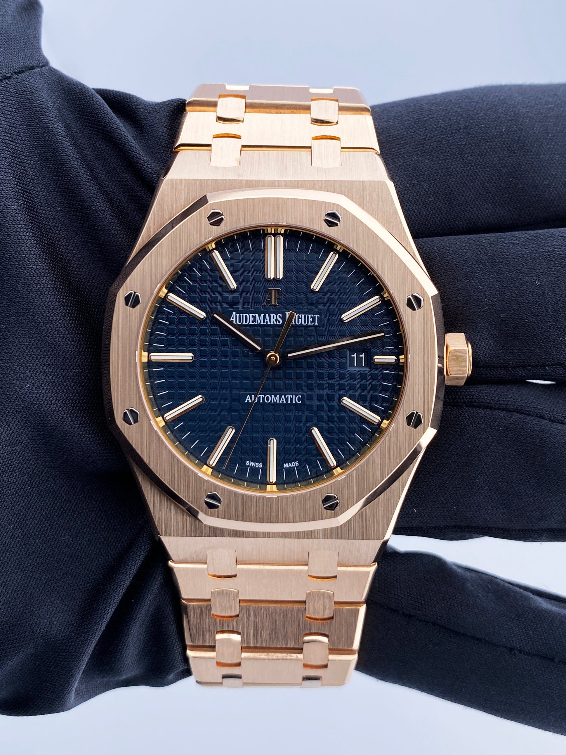 Audemars Piguet Royal Oak 15400OR Blue Dial 18K Rose Gold Mens