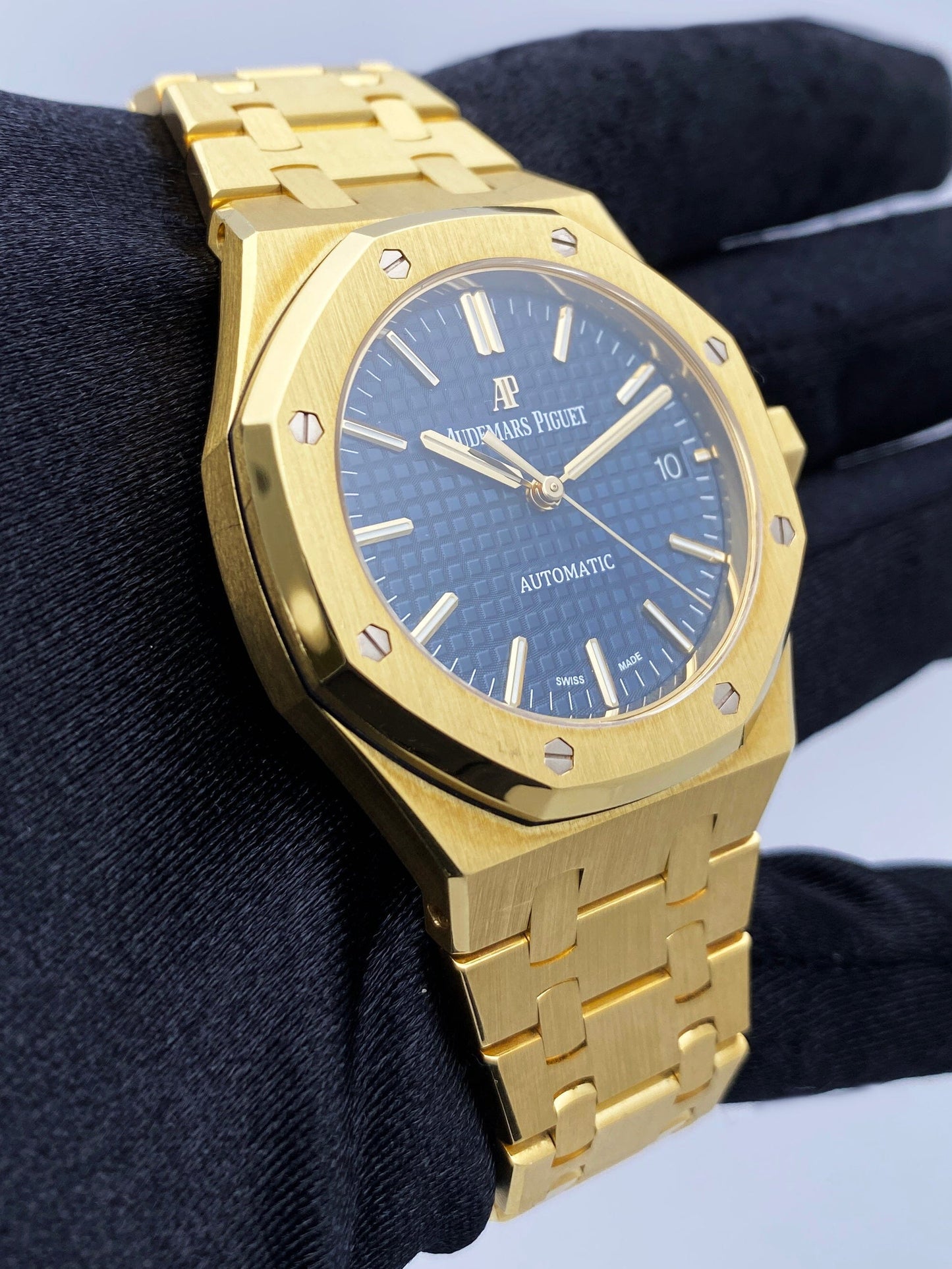 Audemars Piguet Royal Oak 15450BA Blue Dial 18K Yellow Gold Papers - Virtual