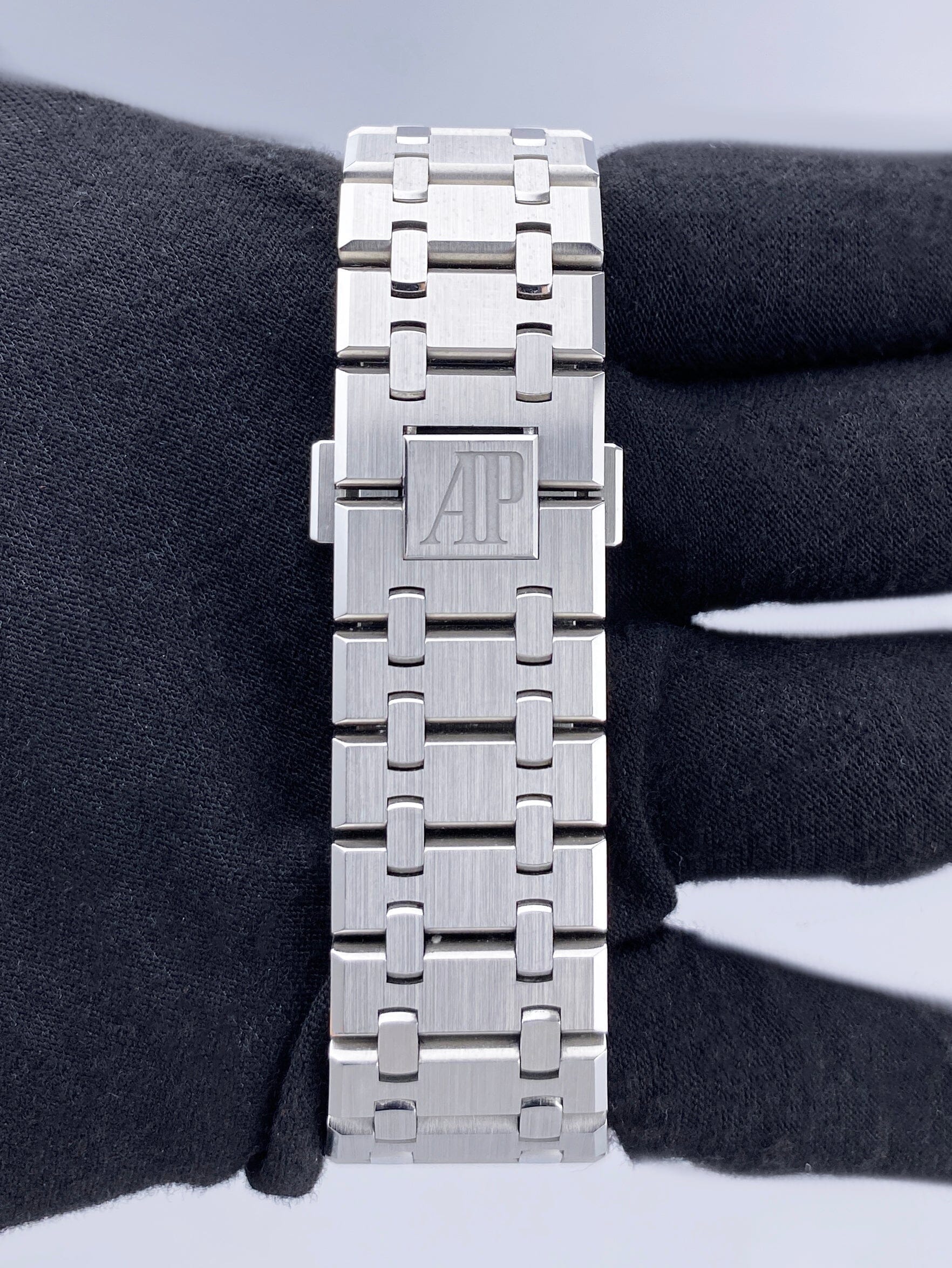 Audemars Piguet Royal Oak 15500ST Black Dial Mens Watch Box Papers - Watches
