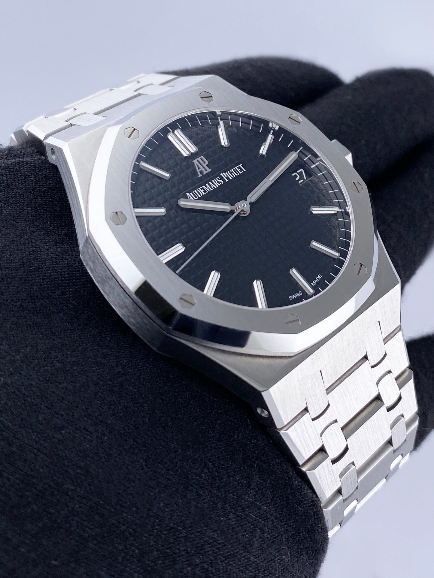Audemars Piguet Royal Oak 15500ST Black Dial Mens Watch Box Papers - Watches