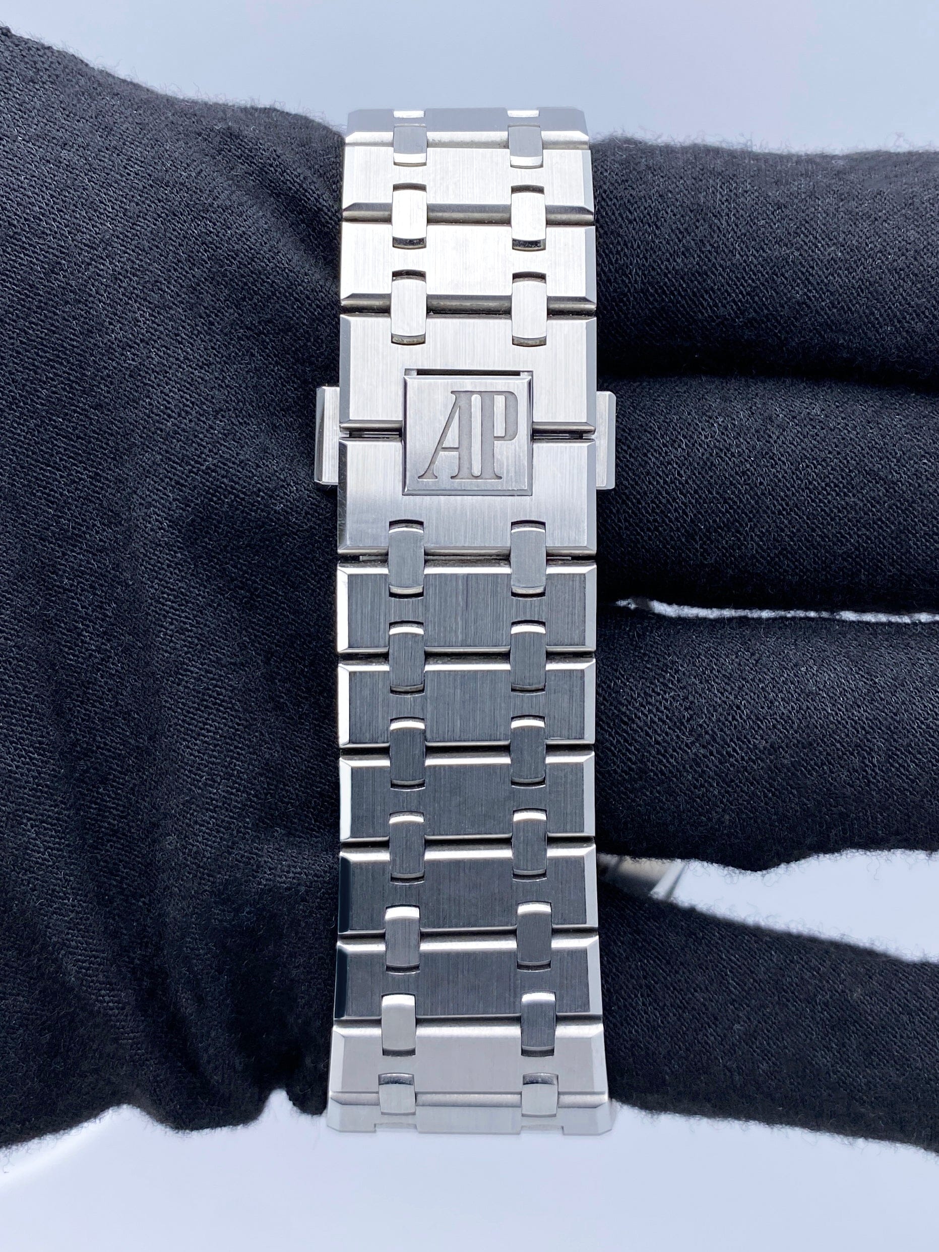 Audemars Piguet Royal Oak 15510ST Green Dial Mens Watch Box Papers