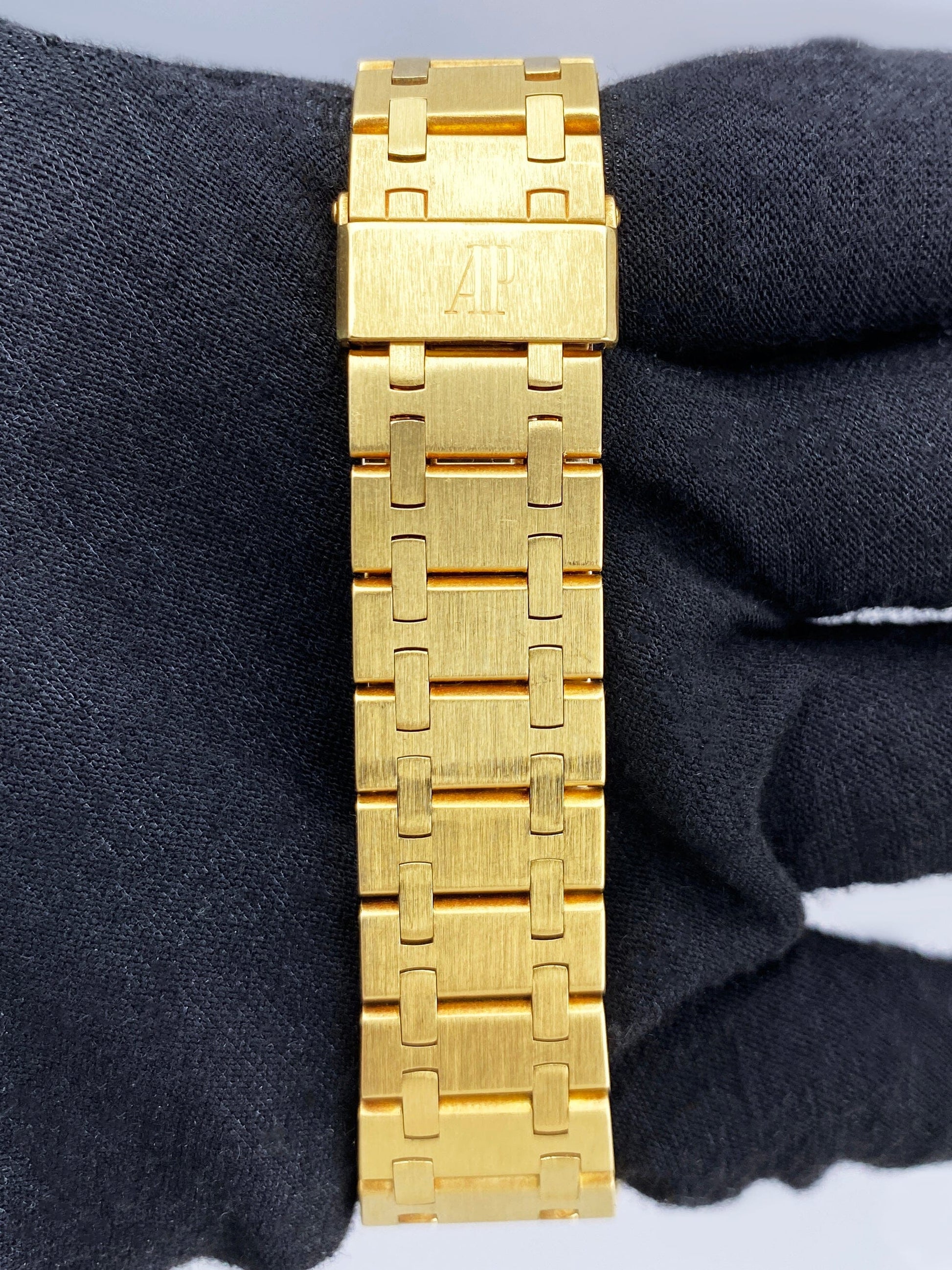 AP12222210X_7 copy.jpg