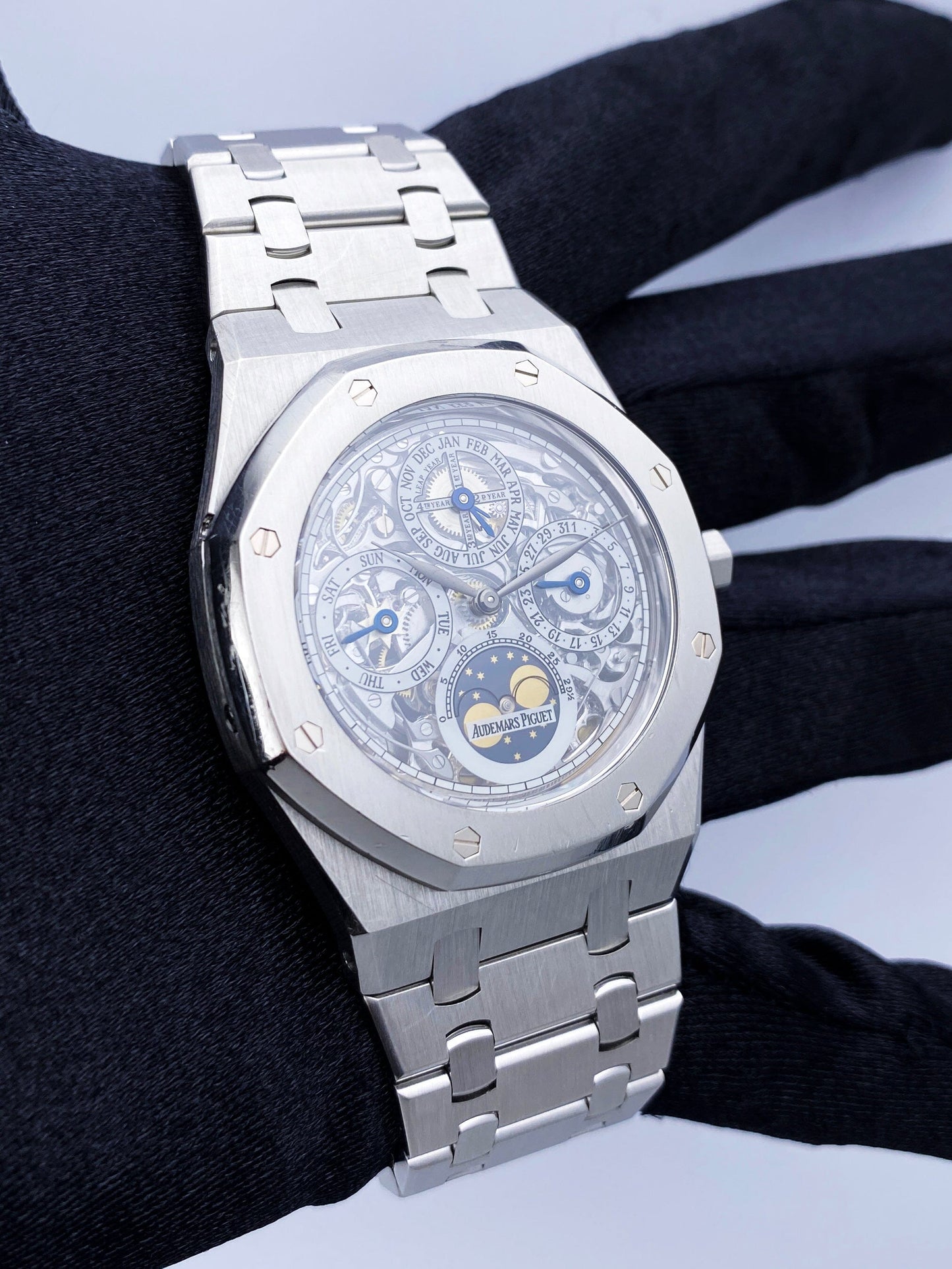 Audemars Piguet Royal Oak 25829ST Perpetual Calendar Mens Watch Box Papers - Wristwatch
