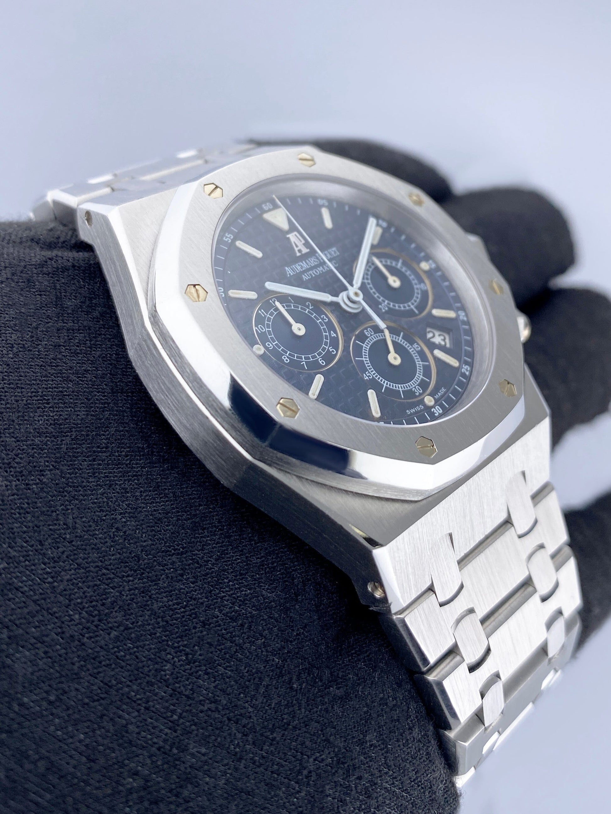AP25860STBLIB-2_3.jpg
