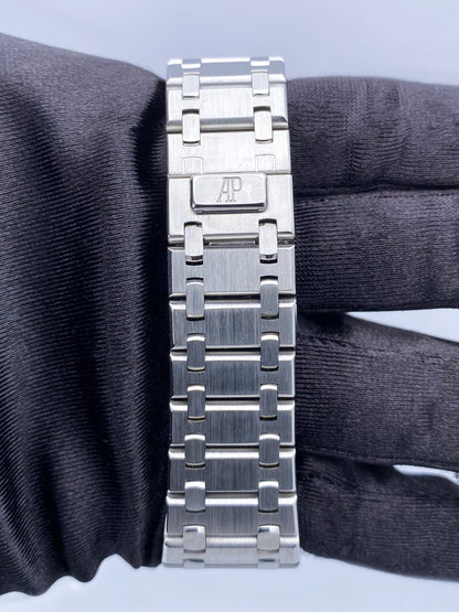 AP11192199X_7.jpg