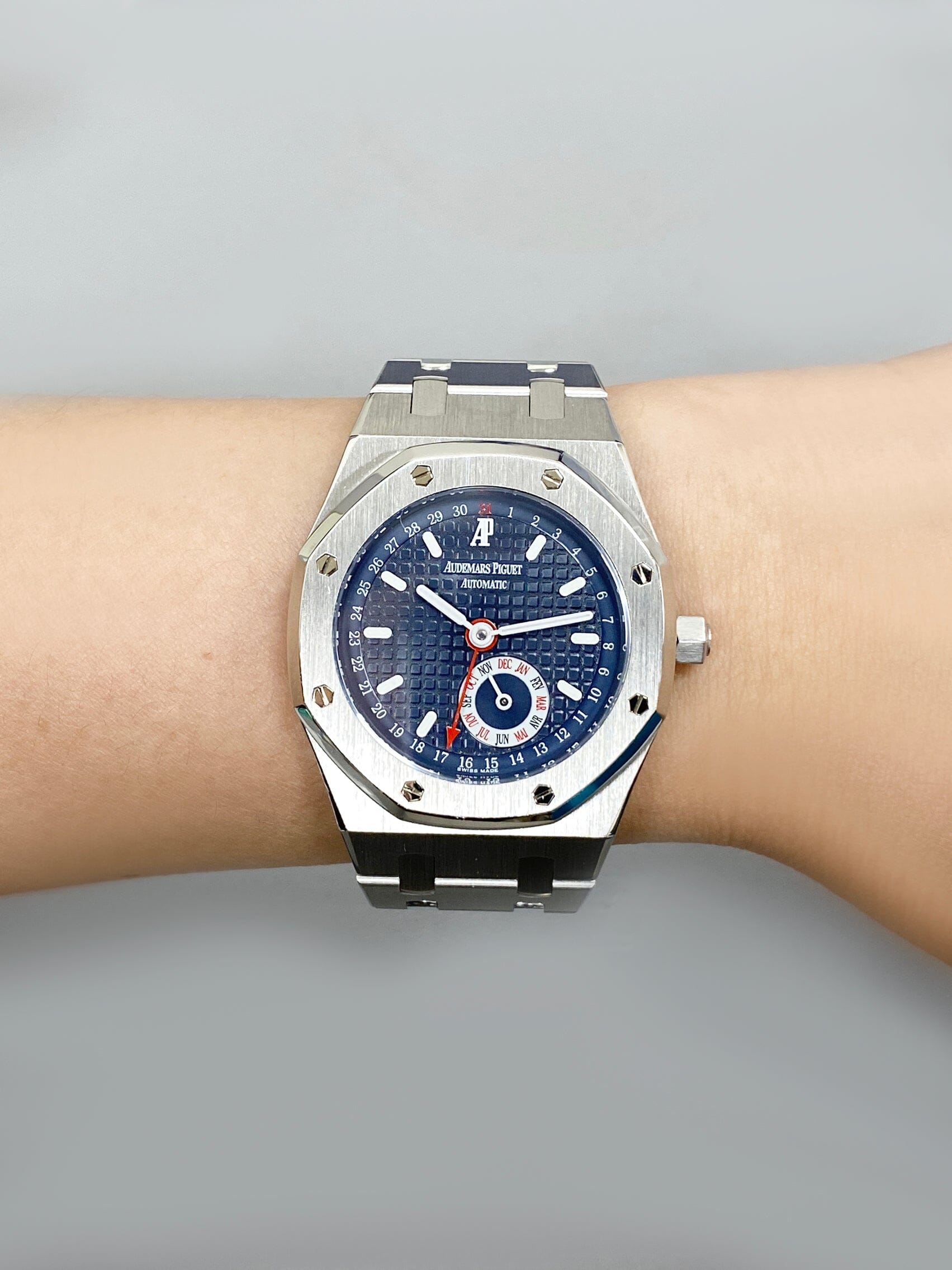 Audemars Piguet Royal Oak 25920ST Blue Dial Mens Watch With Archives - Watches