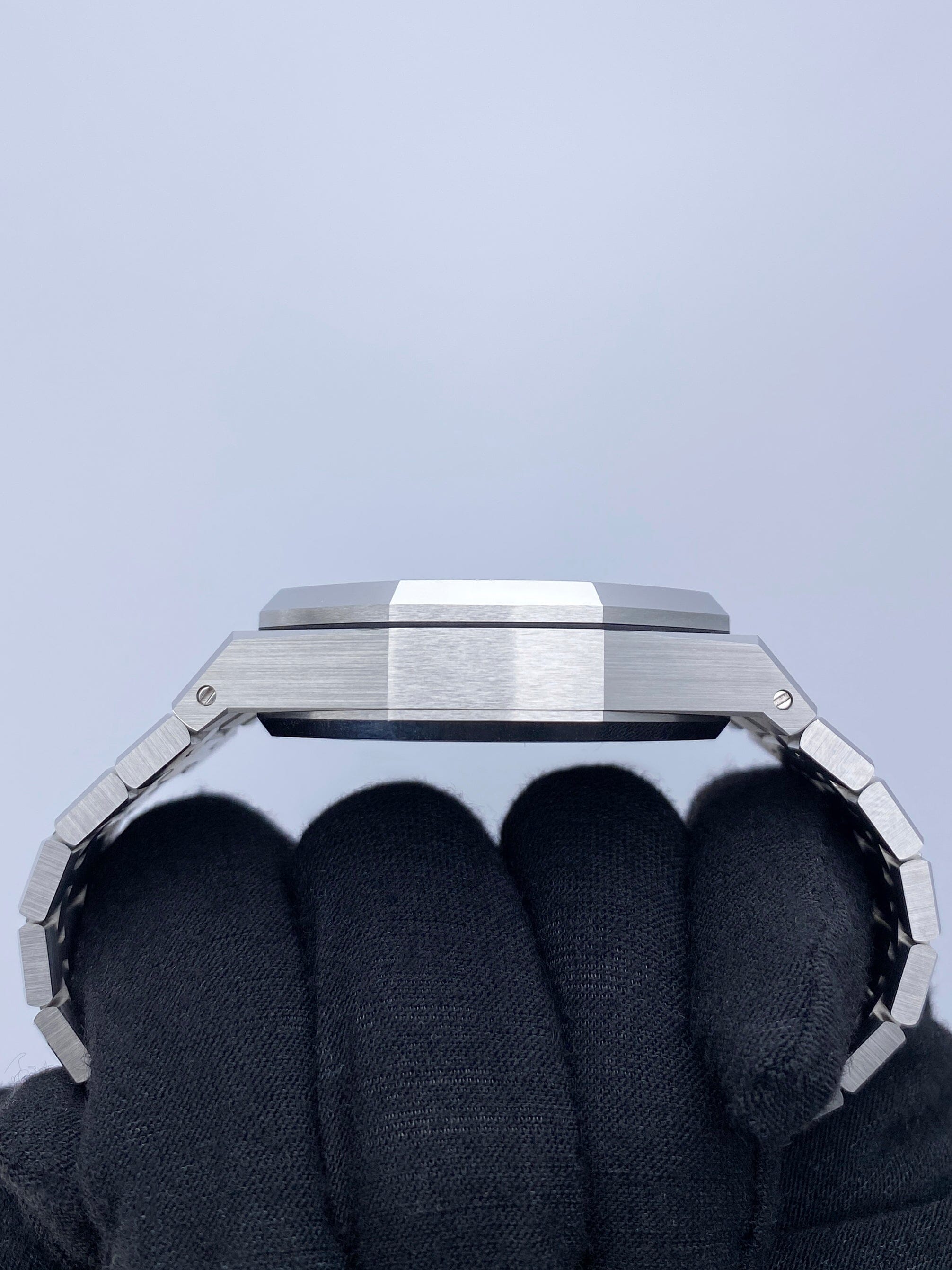 Audemars Piguet Royal Oak 26240ST Green Dial 50th – Phigora