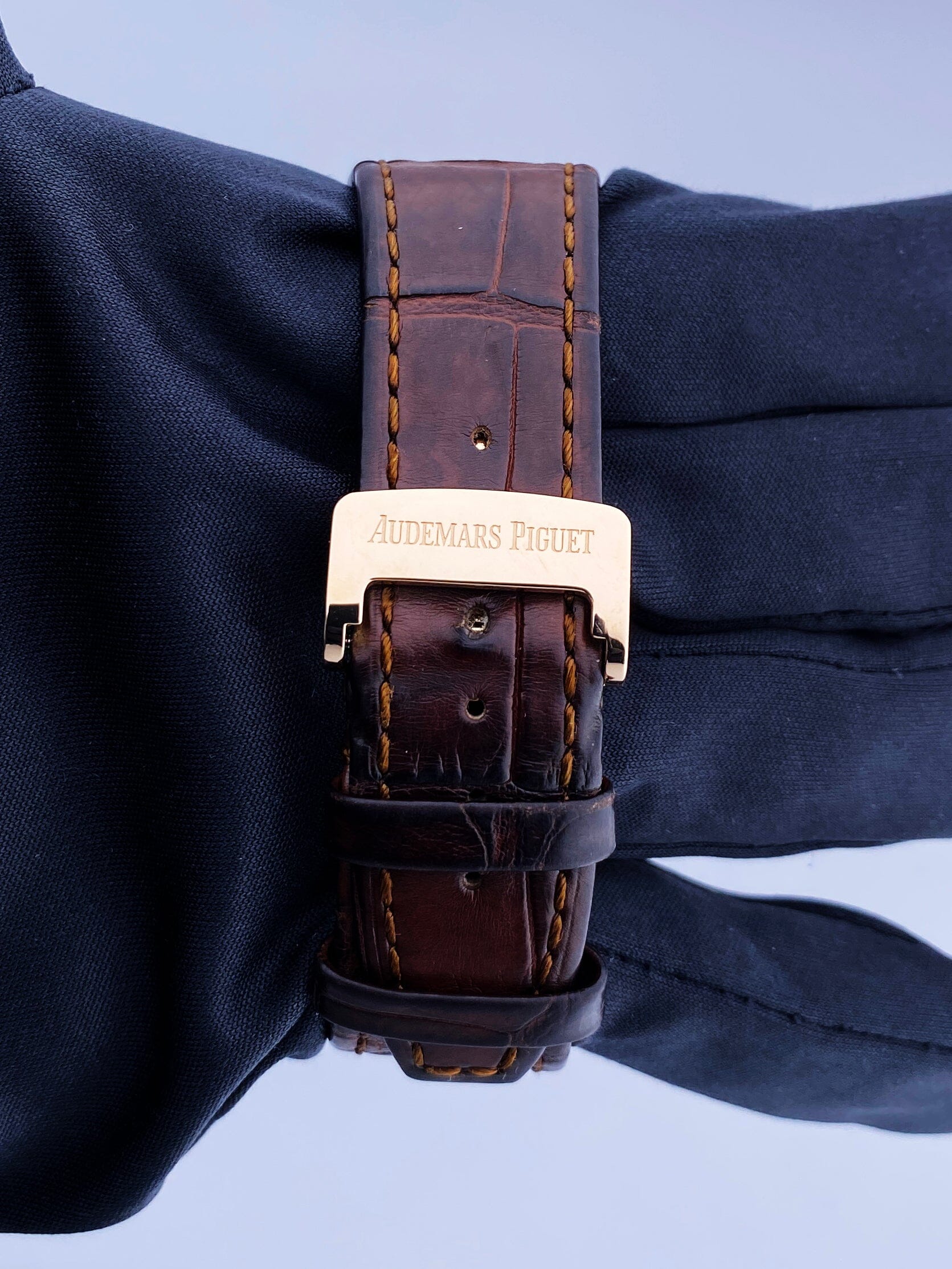 AP05102202X_6 copy.jpg