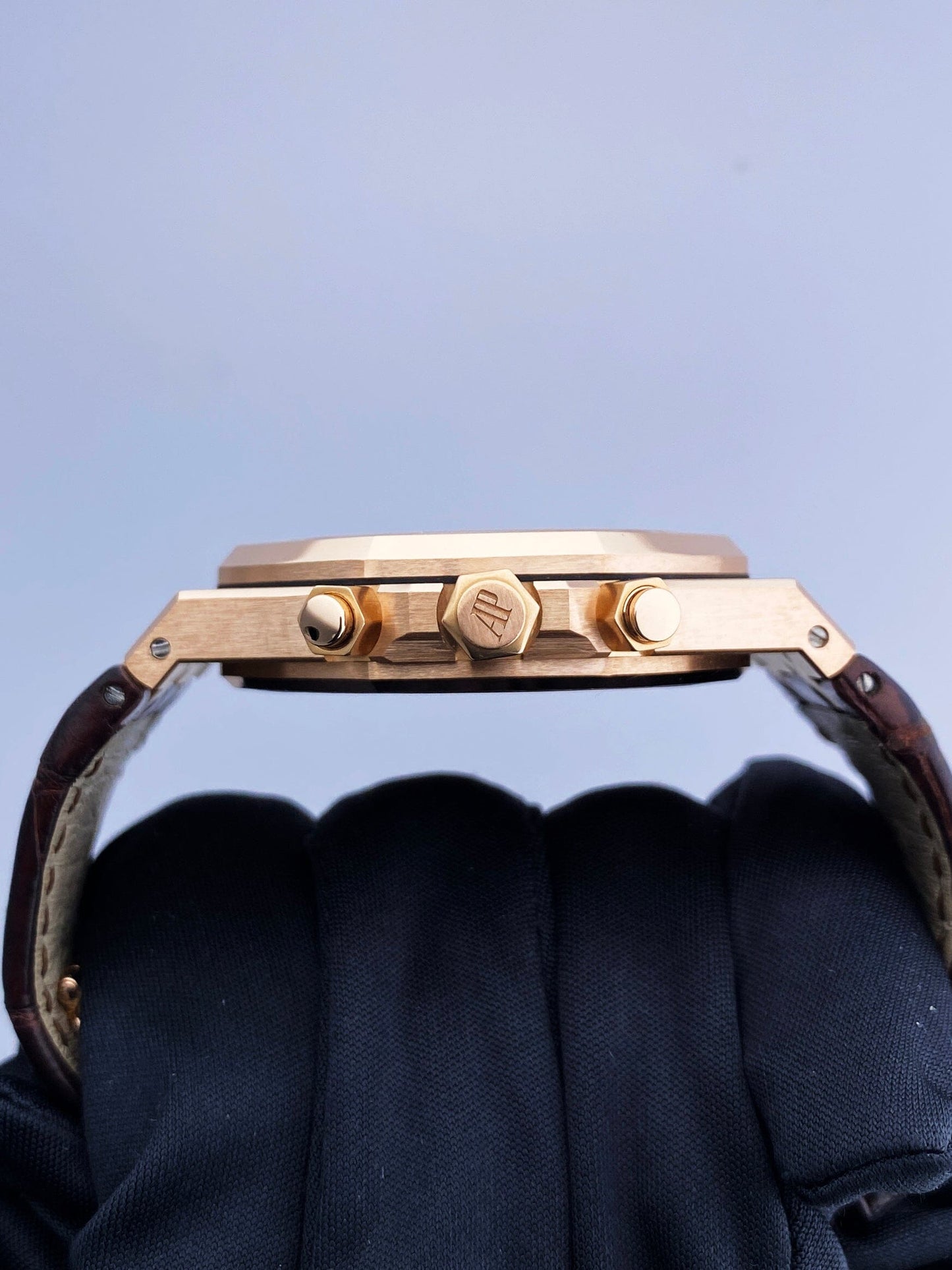 AP05102202X_4 copy.jpg