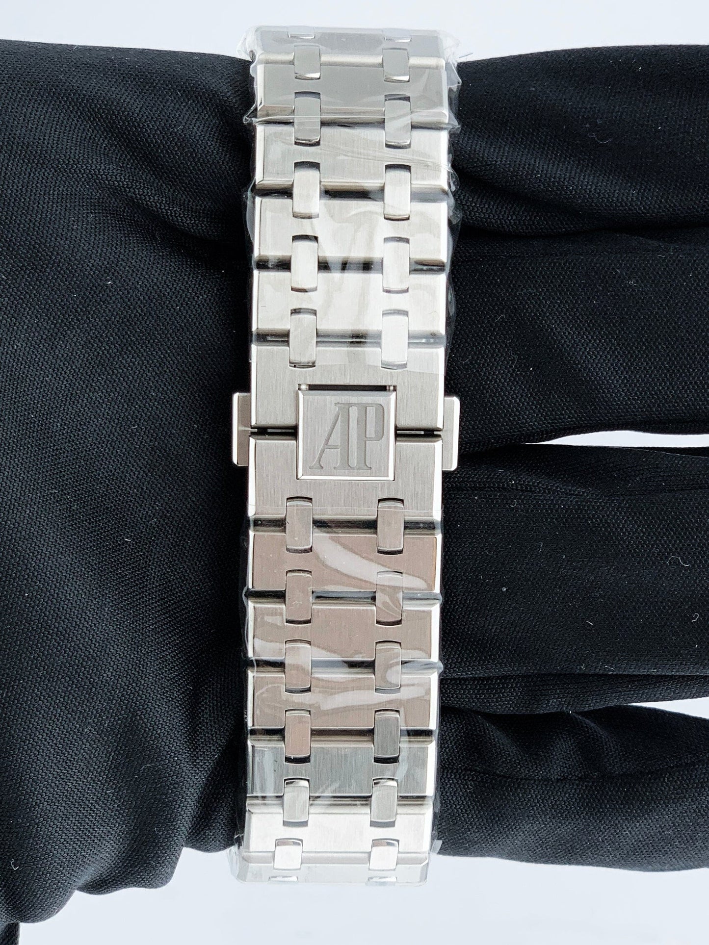 AP02102201X_6 copy.jpg