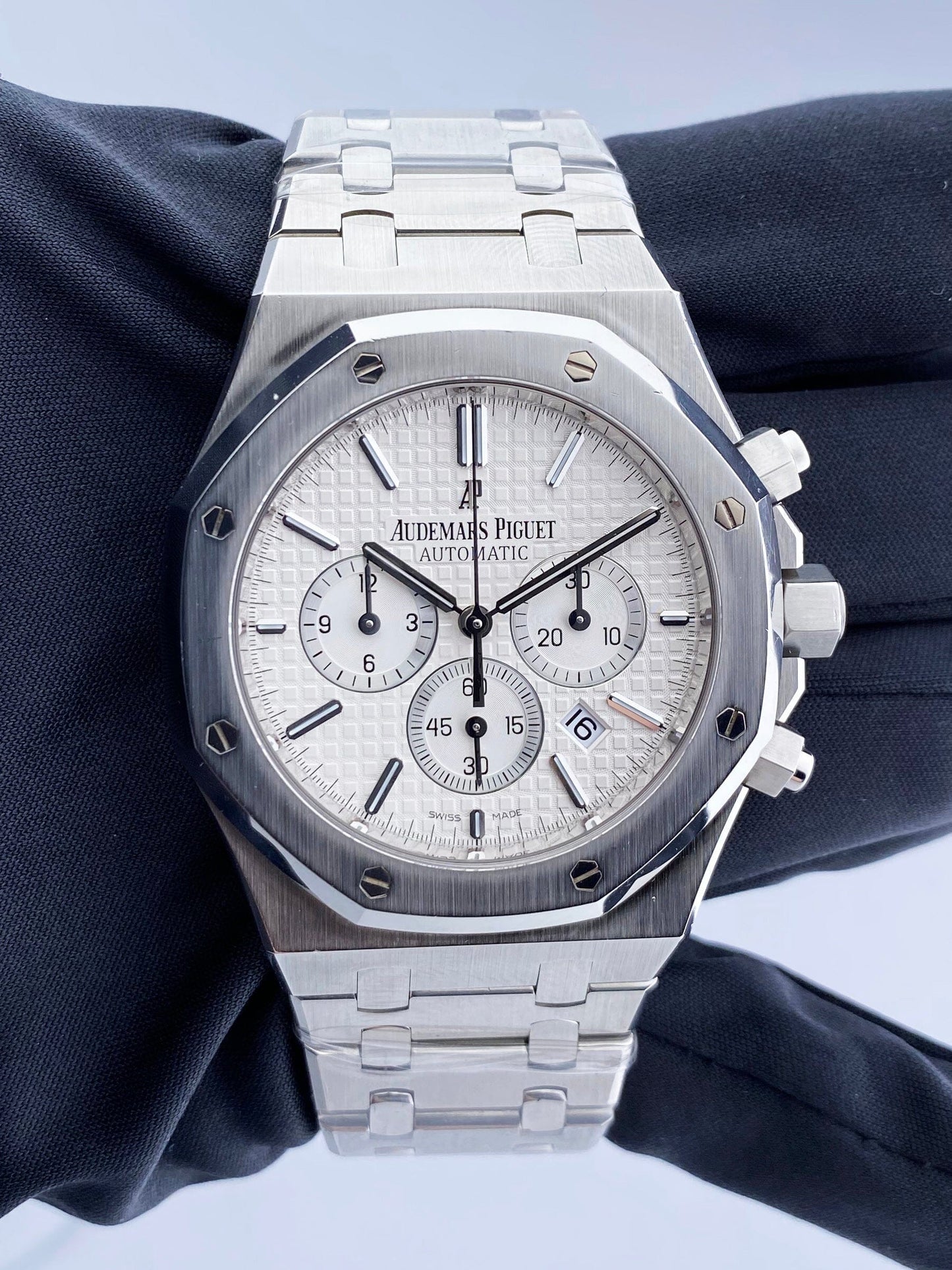Audemars Piguet Royal Oak 26320ST White Dial Mens Watch Box Papers - Virtual