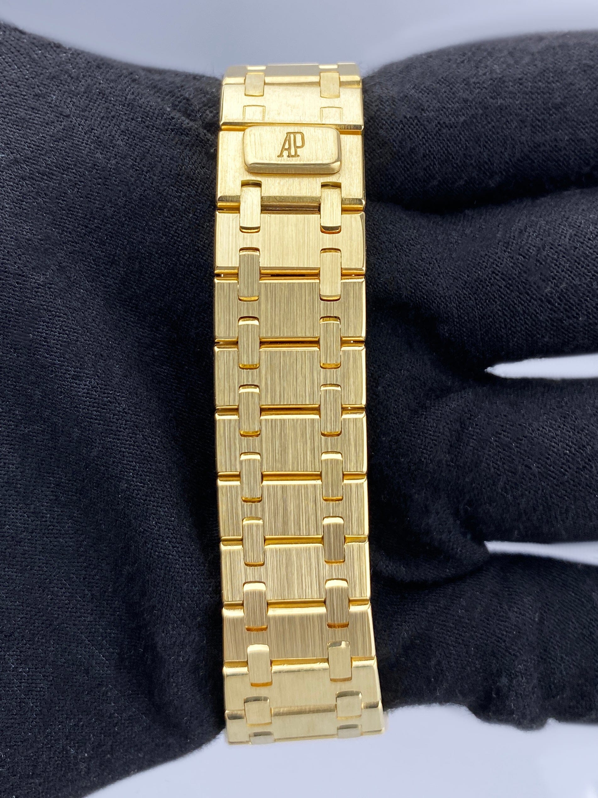 Audemars Piguet Royal Oak 56175 18K Yellow Gold Ladies – Phigora