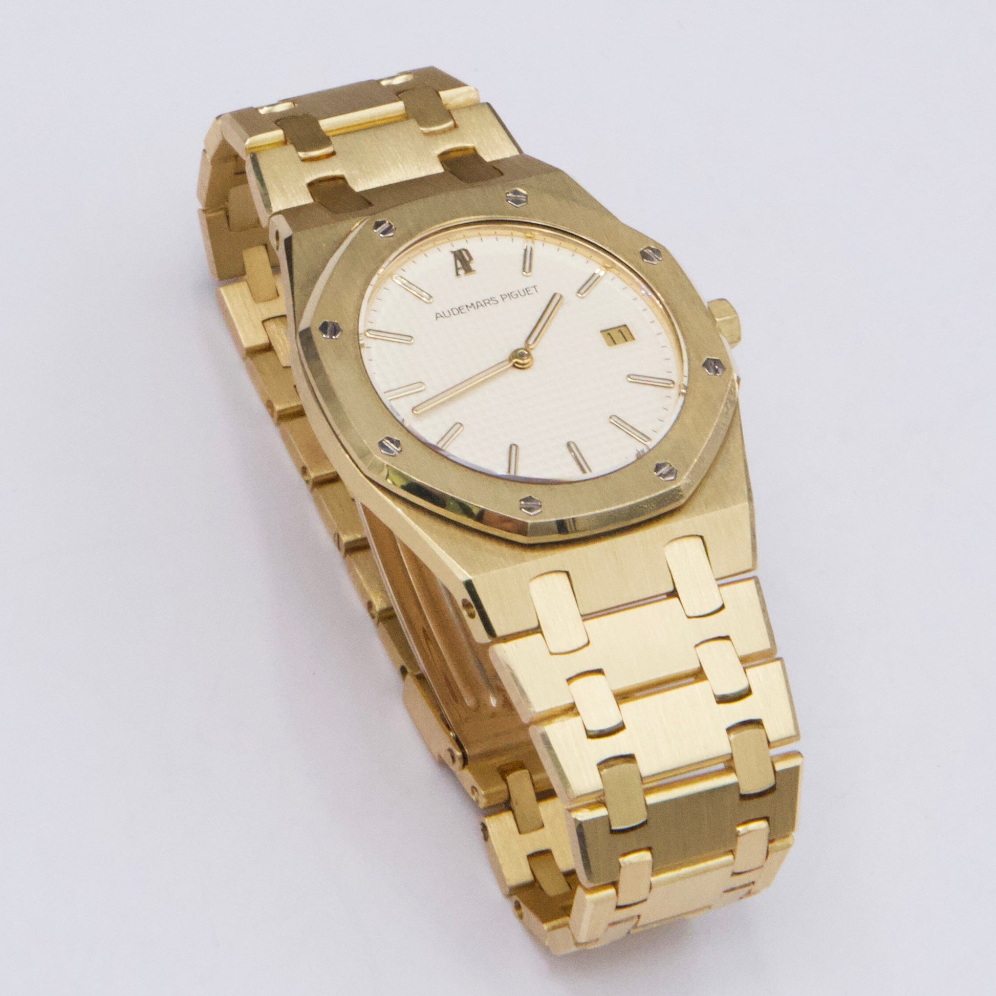 Audemars Piguet Royal Oak 56175BA Cream Dial 18K Yellow Gold Watch - Watches