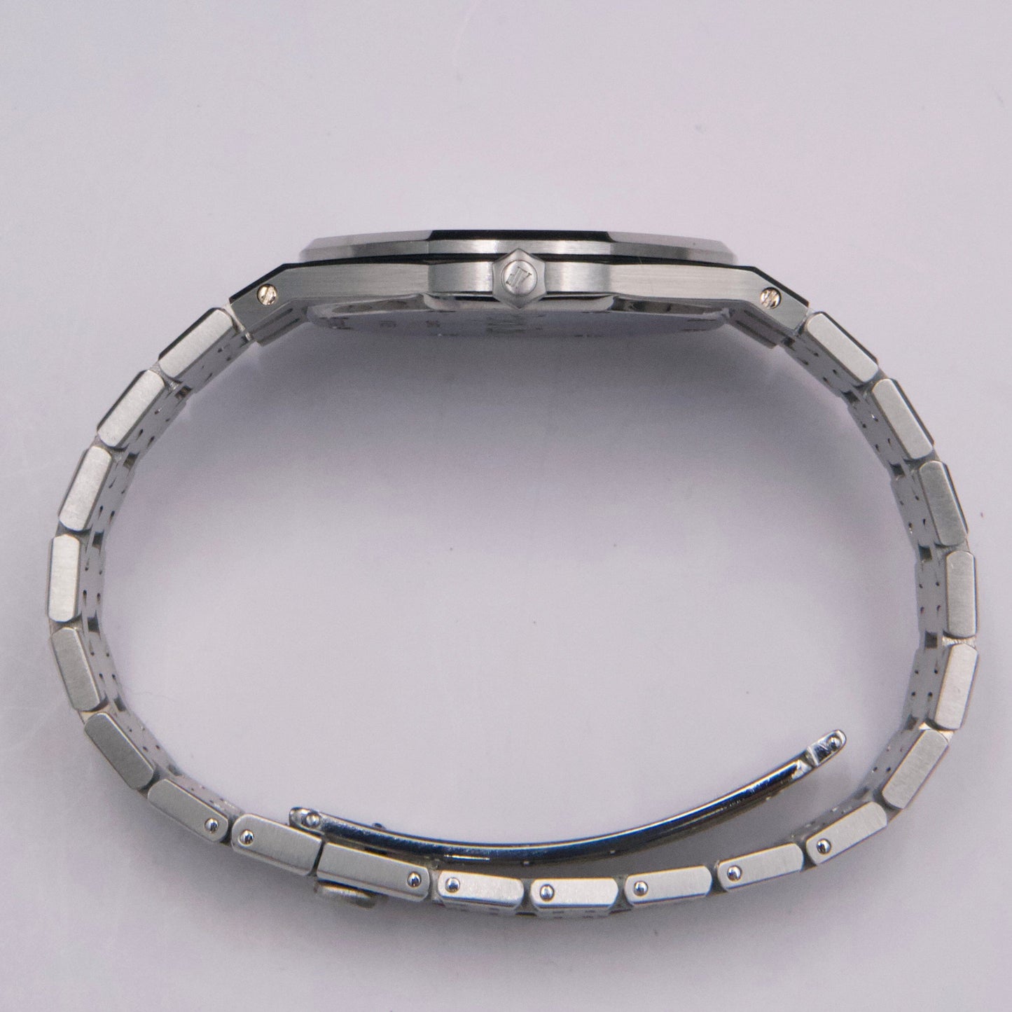 AP56175STYBLIB-1_6.jpg