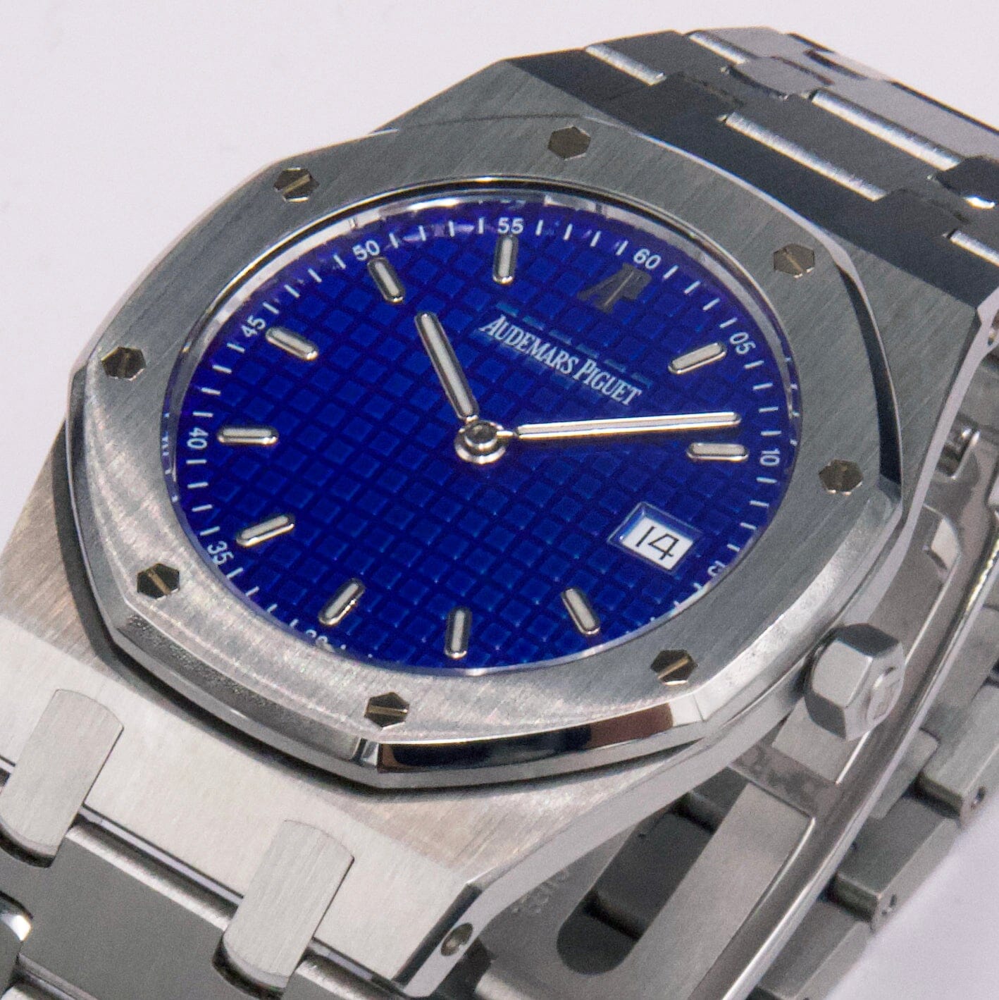 AP56175STYBLIB-1_5.jpg