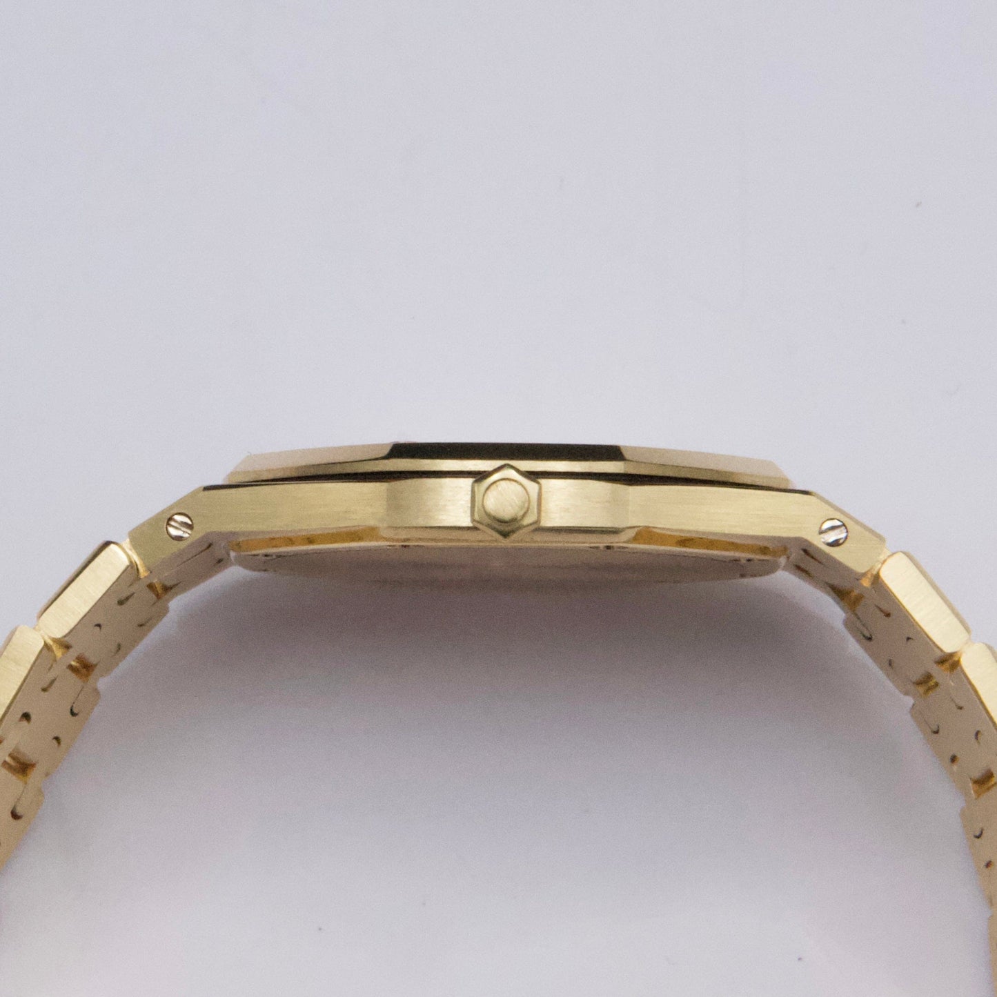 Audemars Piguet Royal Oak 56303BA White Dial 18K Yellow Gold Watch - Watches