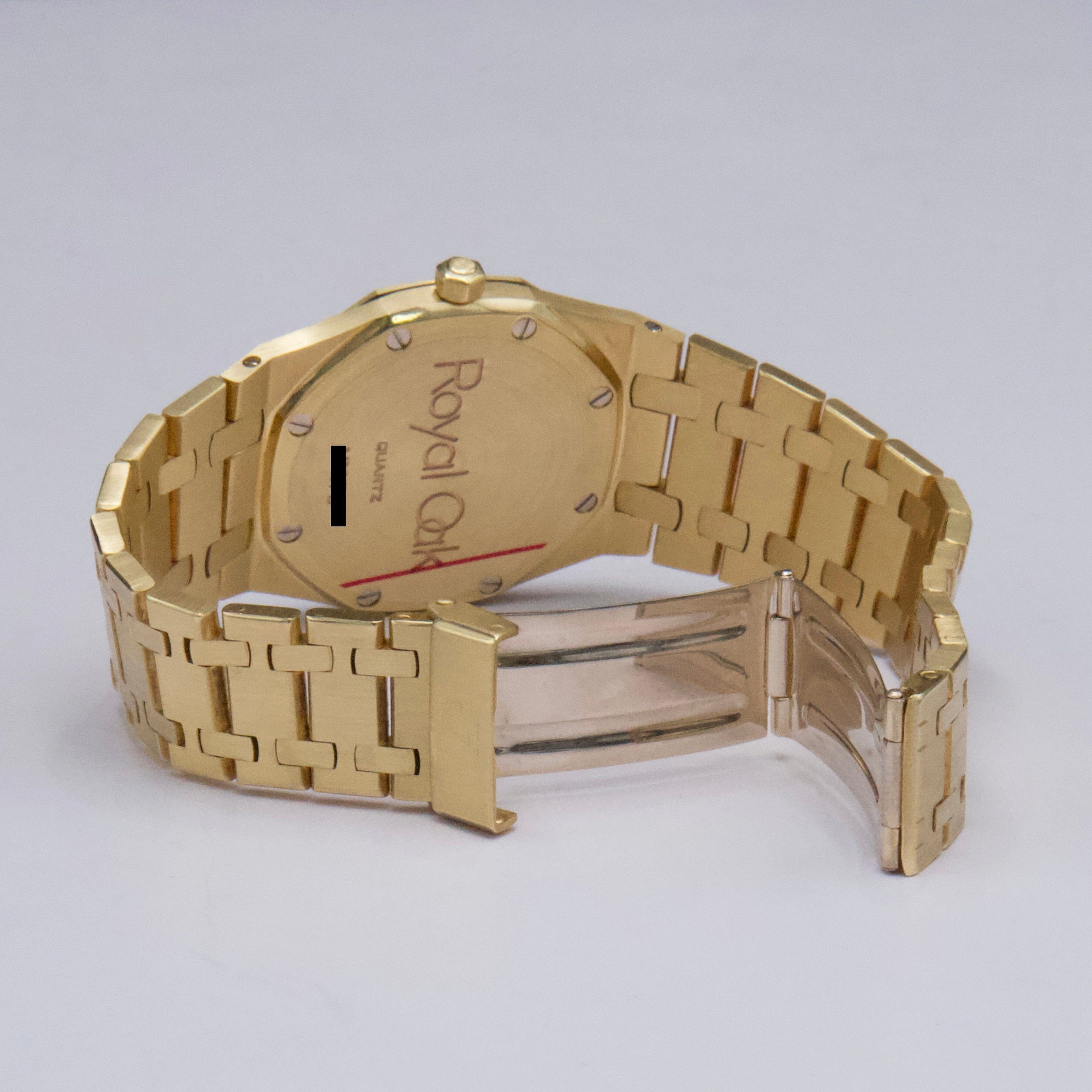 Audemars Piguet Royal Oak 56303BA White Dial 18K Yellow – Phigora
