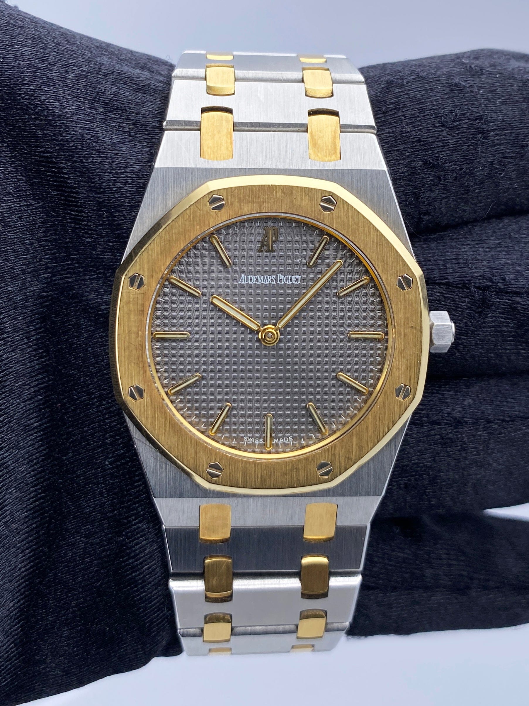 AP11072201JM_2 copy.jpg