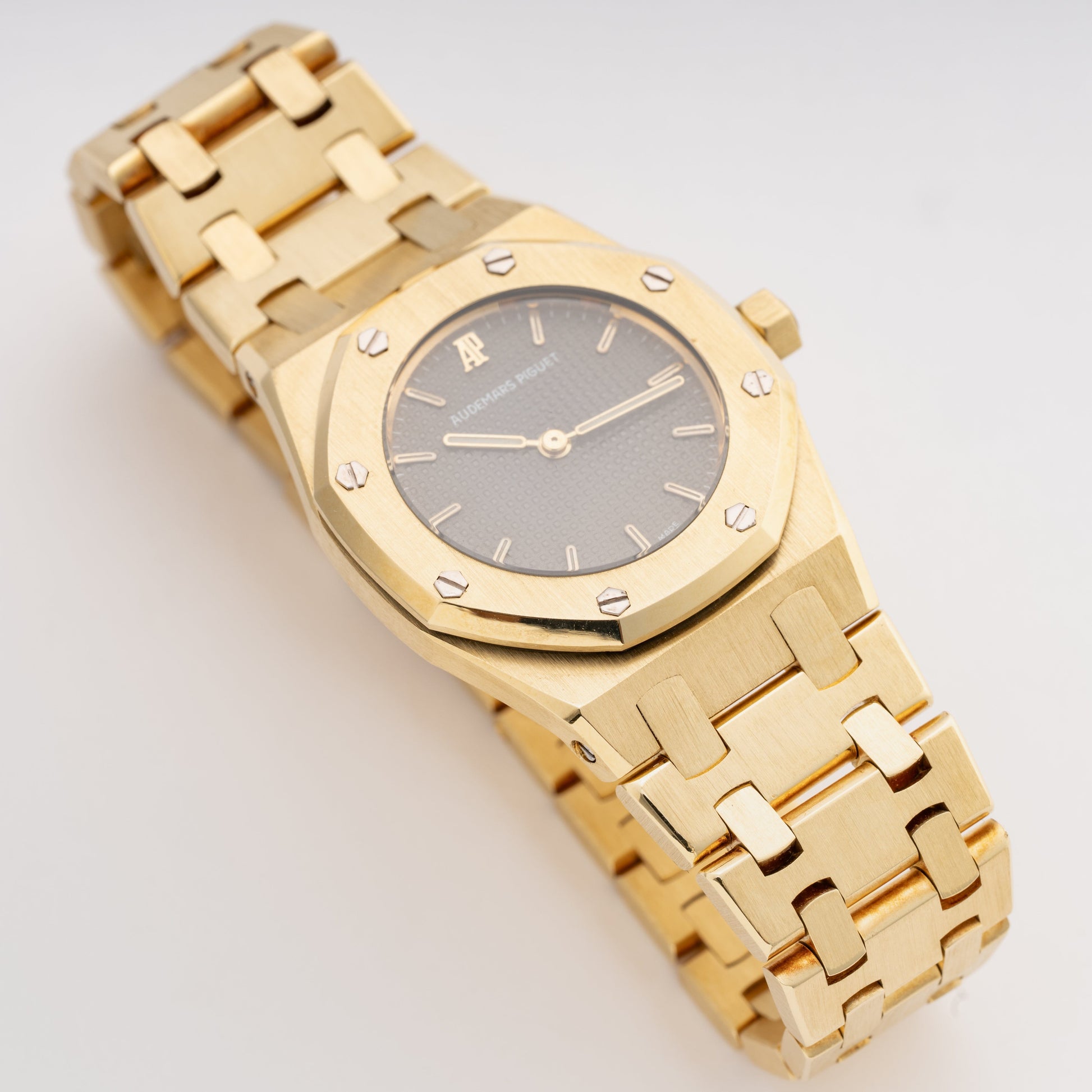 Audemars Piguet Royal Oak 6007BA Grey Dial 18K Yellow Gold Ladies Watch - Watches