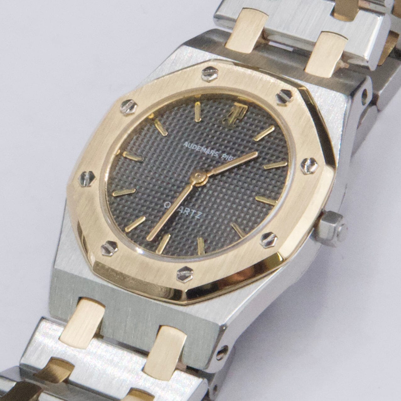 Audemars Piguet Royal Oak 6007SA 18K Yellow Gold Steel Ladies Watch - Watches
