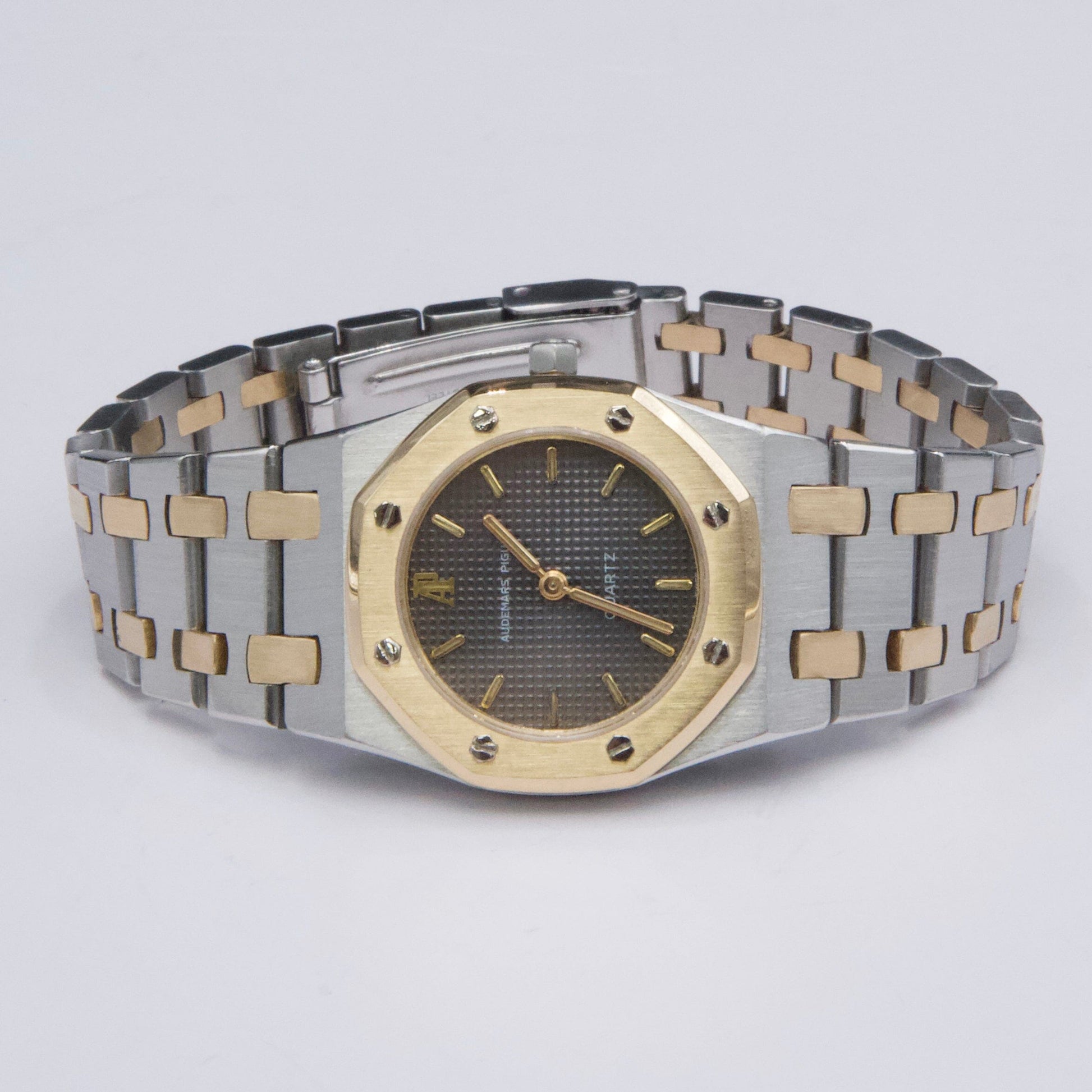 Audemars Piguet Royal Oak 6007SA 18K Yellow Gold Steel Ladies Watch - Watches