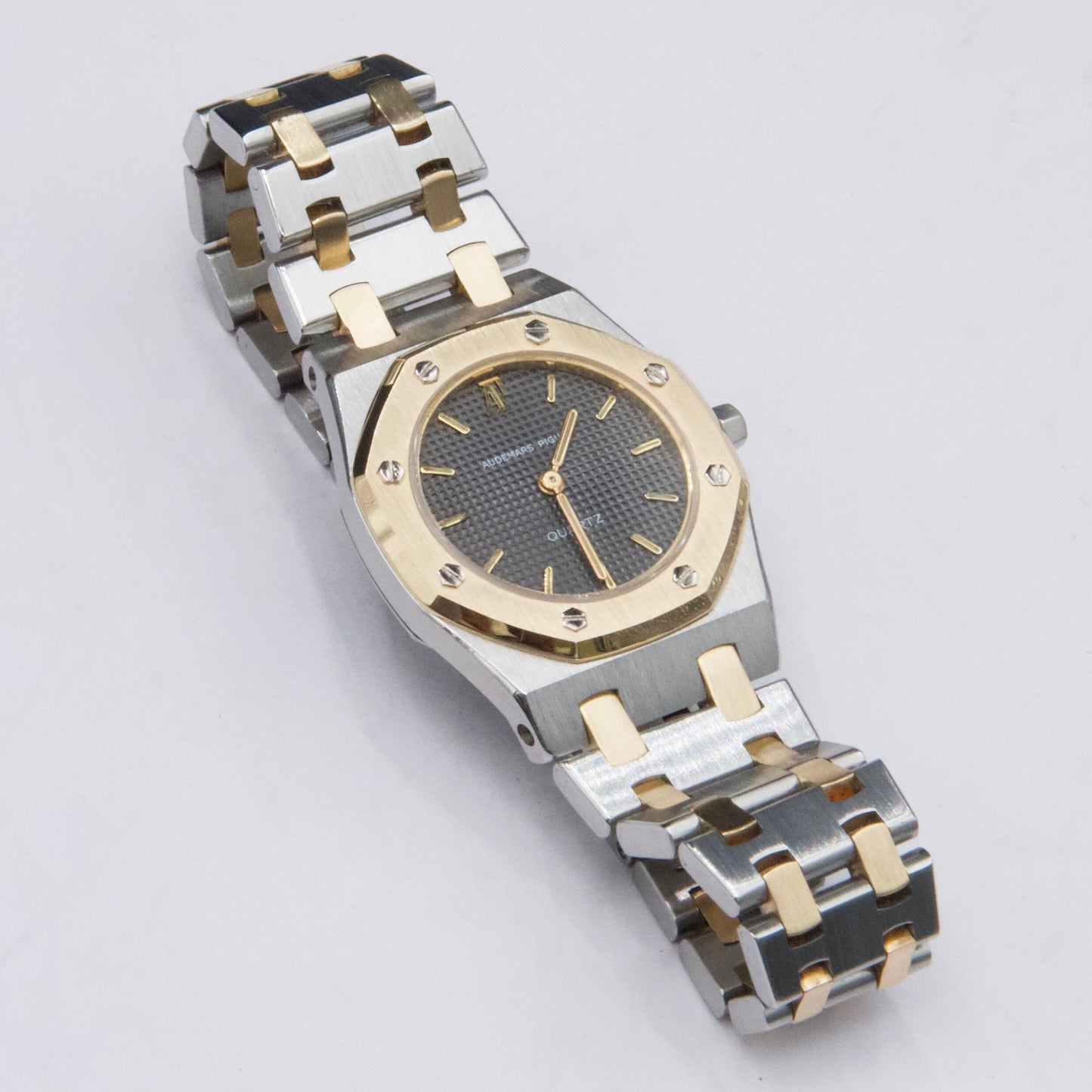 Audemars Piguet Royal Oak 6007SA 18K Yellow Gold Steel Ladies Watch - Watches