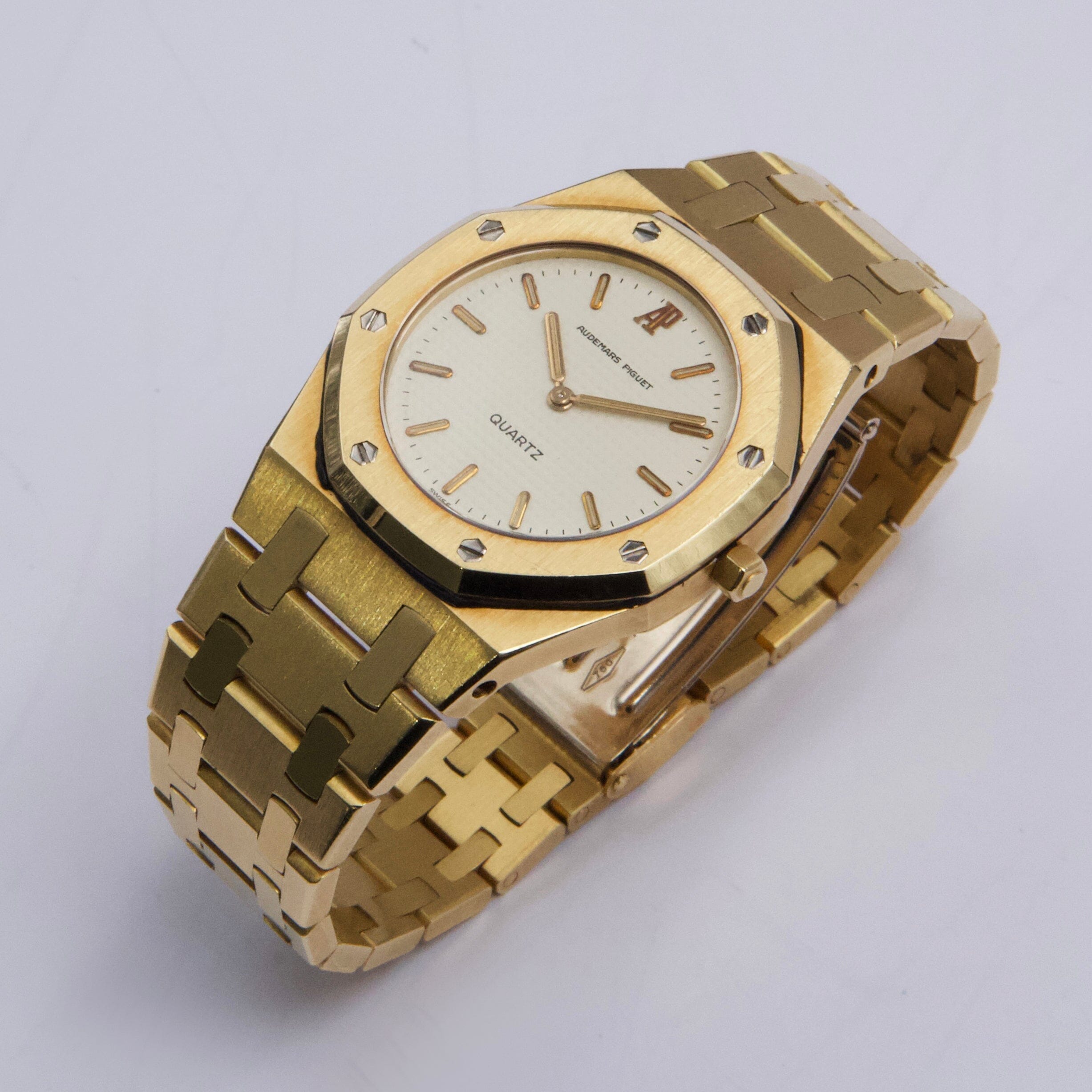 Audemars Piguet Royal Oak 6008BA Cream 18K Yellow Gold – Phigora