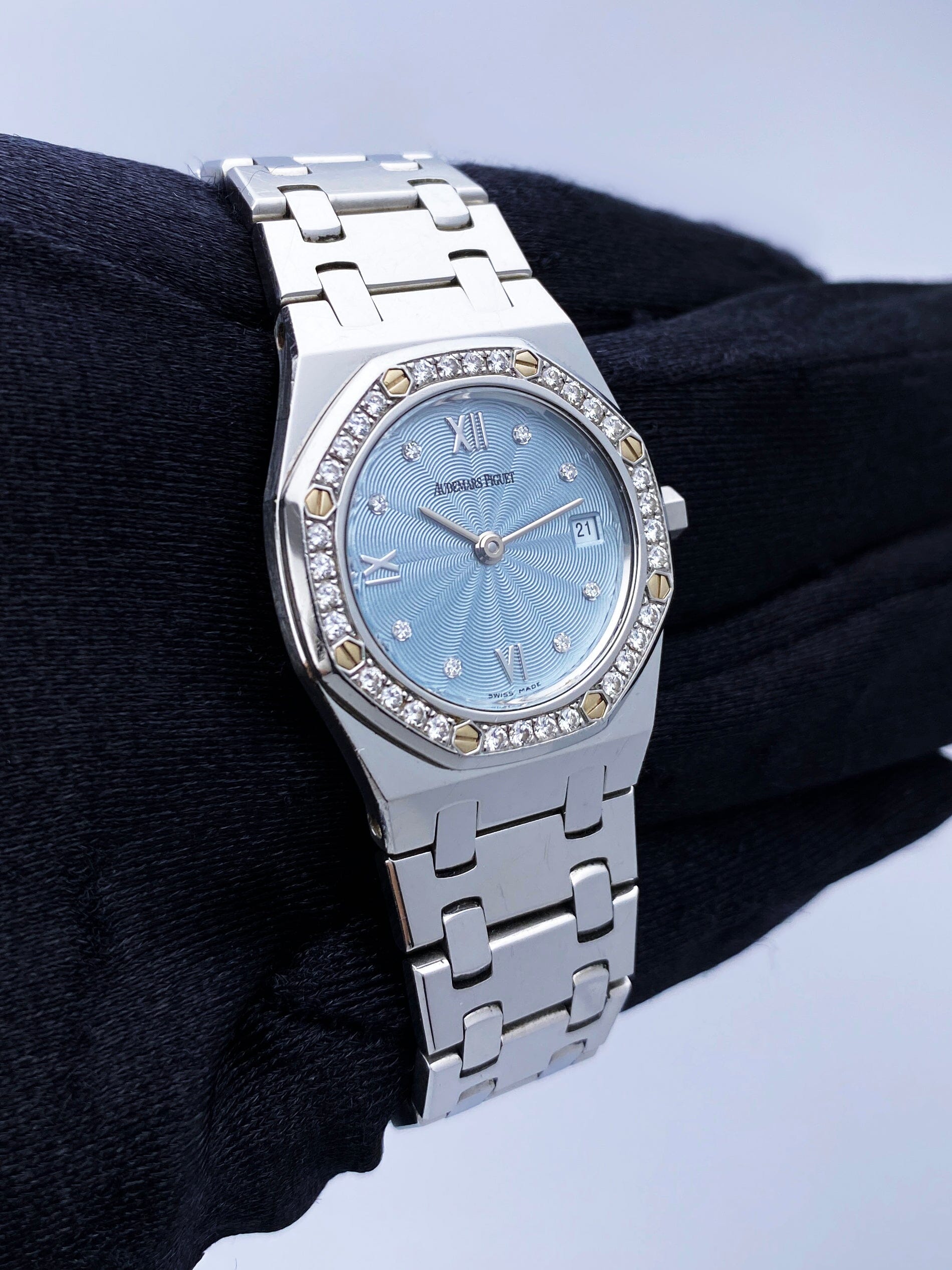 Audemars Piguet Royal Oak 67372ST Ice Blue Dial Ladies – Phigora