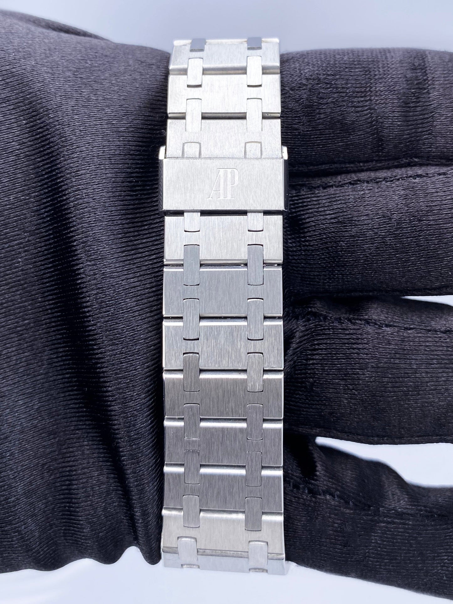 Audemars Piguet Royal Oak Black Dial Stainless Steel Mens Watch - Watches