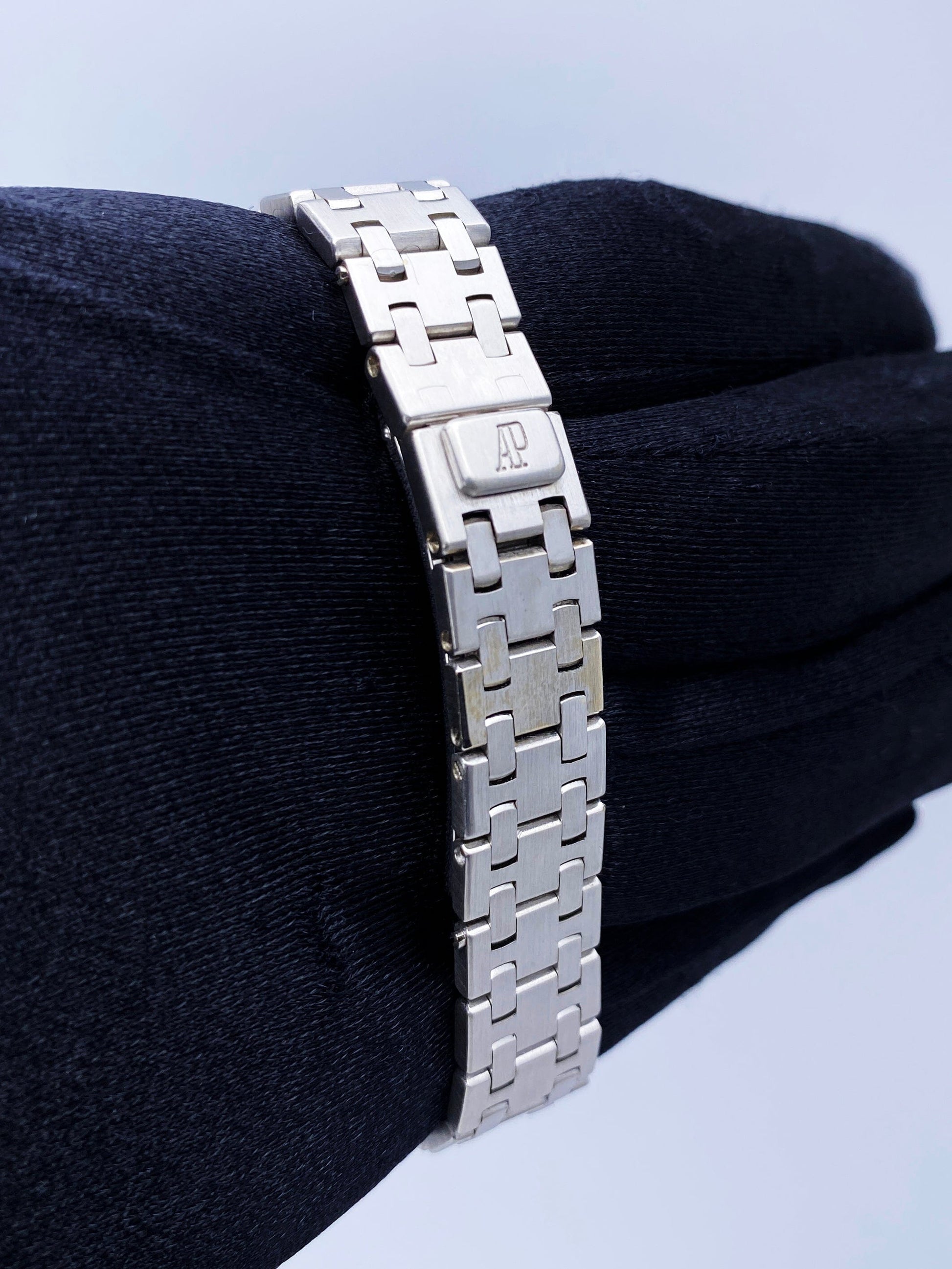 Audemars Piguet Royal Oak Malachite Dial Ladies Watch - Virtual