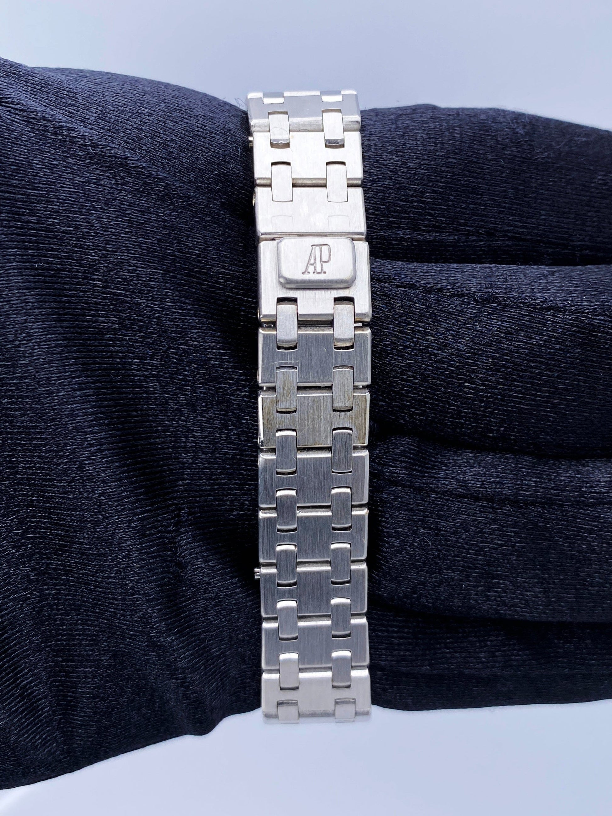Audemars Piguet Royal Oak Malachite Dial Ladies Watch - Virtual