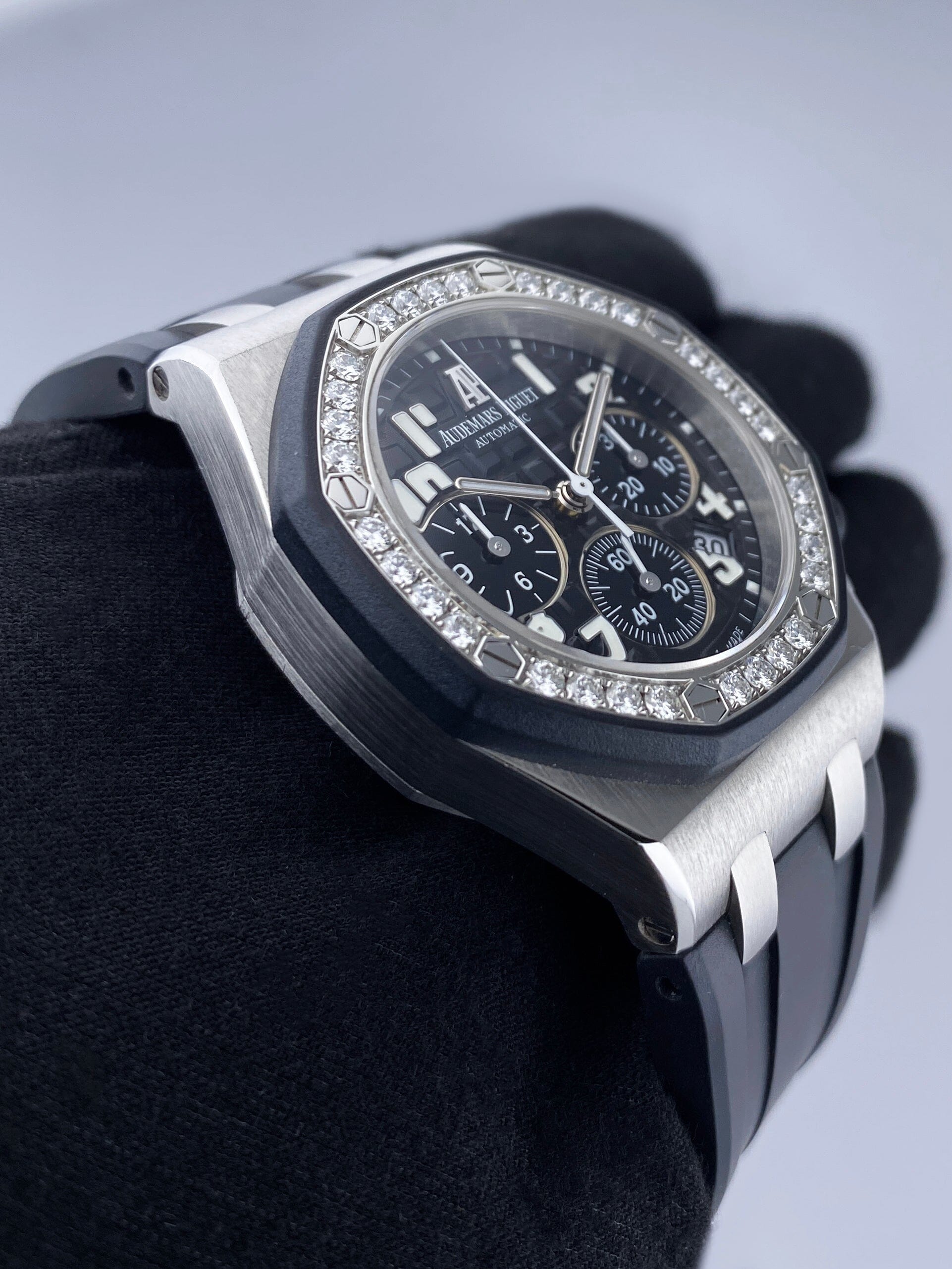 Audemars Piguet Royal Oak Offshore 26048SK Diamond Black Dial Ladies Watch Box Papers - Watches