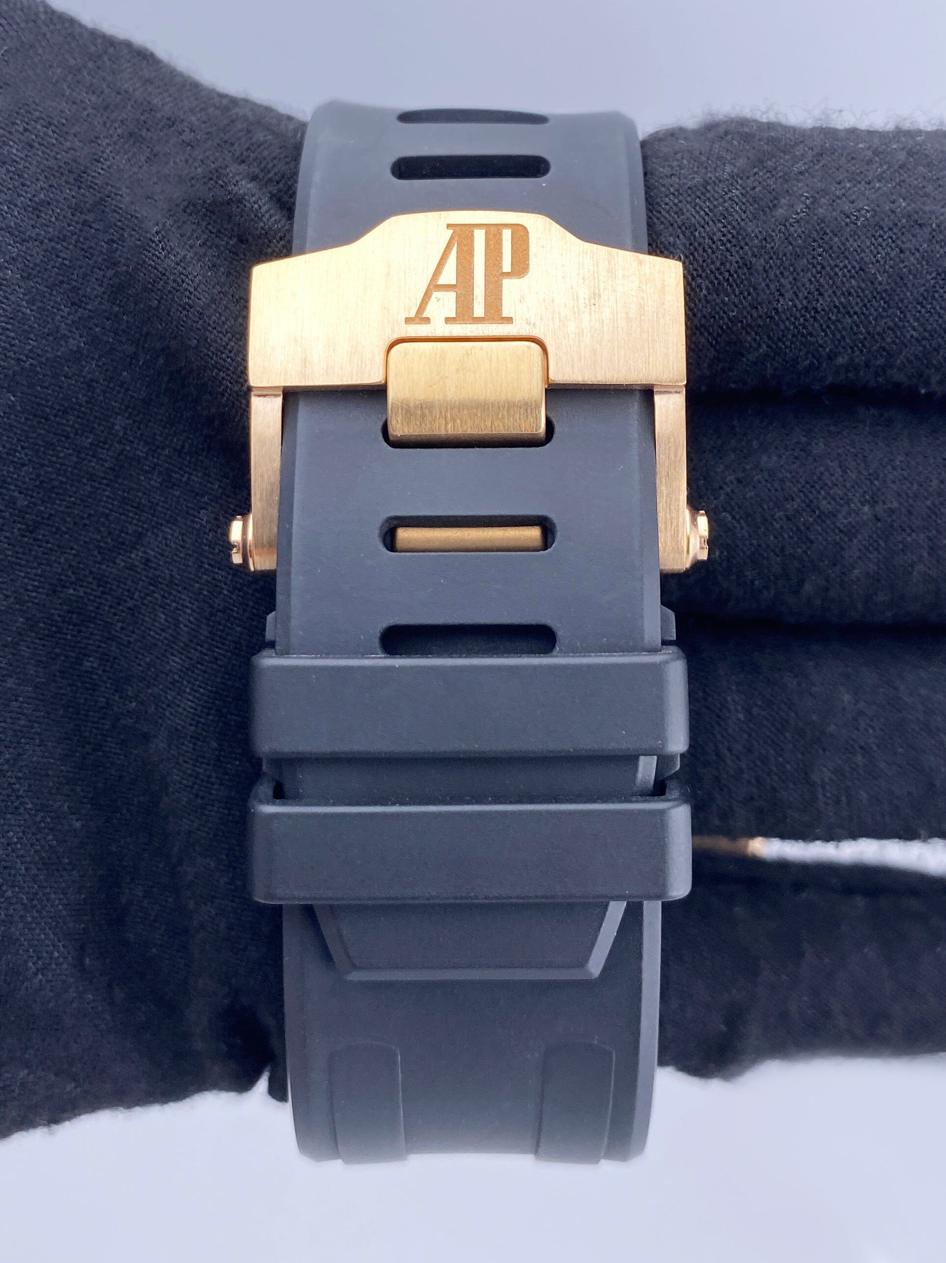 Audemars Piguet Royal Oak Offshore 26062OR Alinghi Team Mens Watch