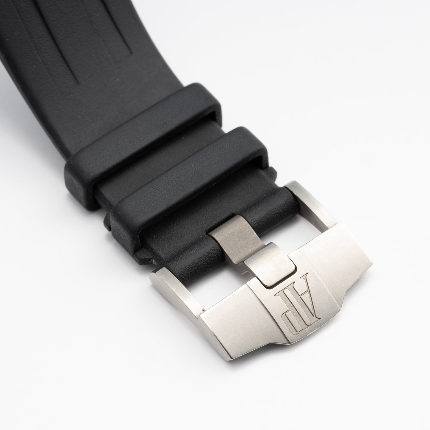 PP2600AUBKIS-1-5 copy.jpg