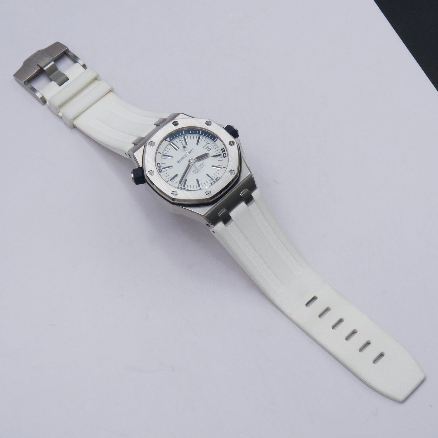 Audemars Piguet Royal Oak Offshore Diver 15710ST White Dial Mens Watch Box Papers - Watches