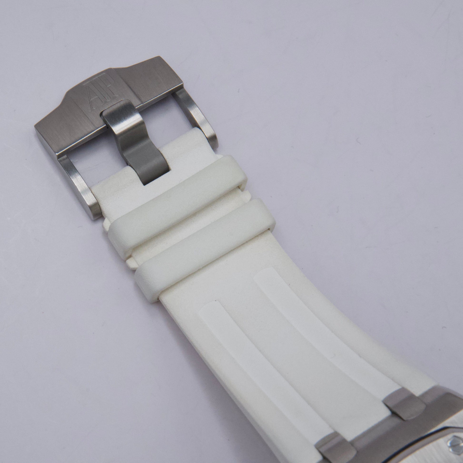 Audemars Piguet Royal Oak Offshore Diver 15710ST White Dial Mens Watch Box Papers - Watches