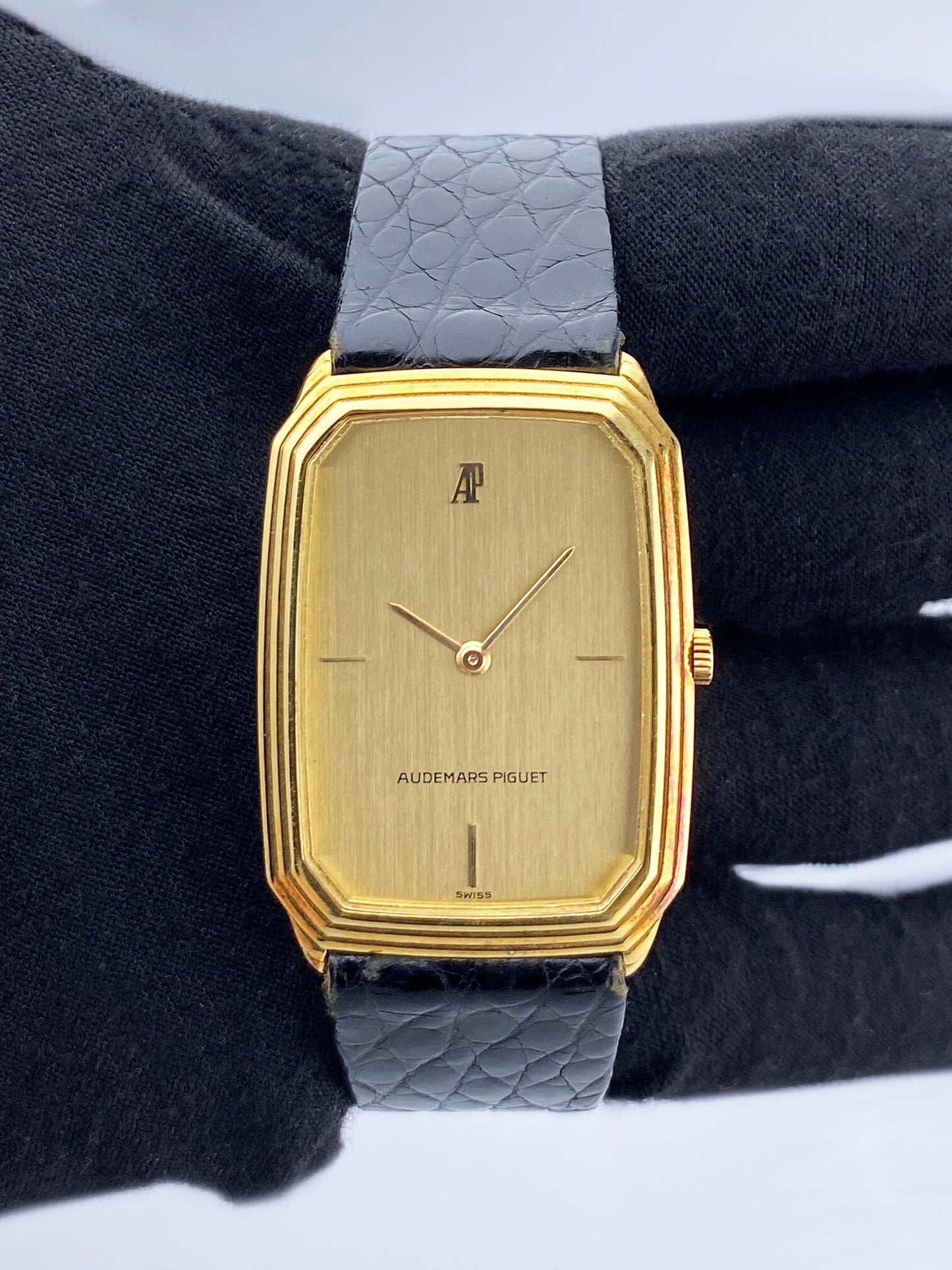 Audemars Piguet Vintage BA 4040 Champagne Dial 18K Yellow Gold Mens Watch With Papers - Watches