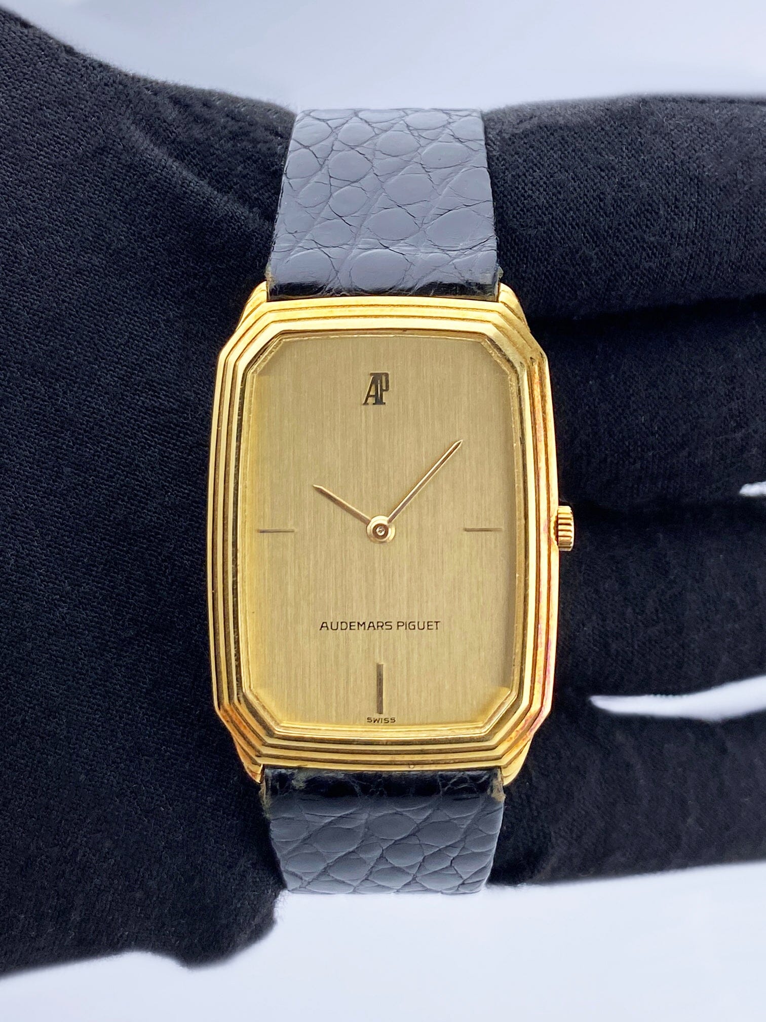 Audemars Piguet Vintage BA 4040 Champagne Dial 18K Yellow Gold Mens Watch With Papers - Watches